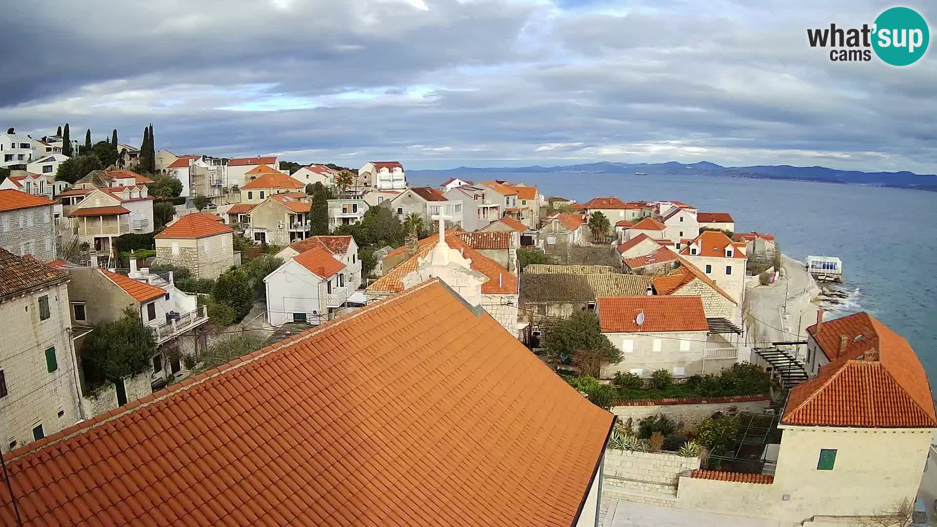 Web kamera Sutivan panorama – Pogled uživo s otoka Brača