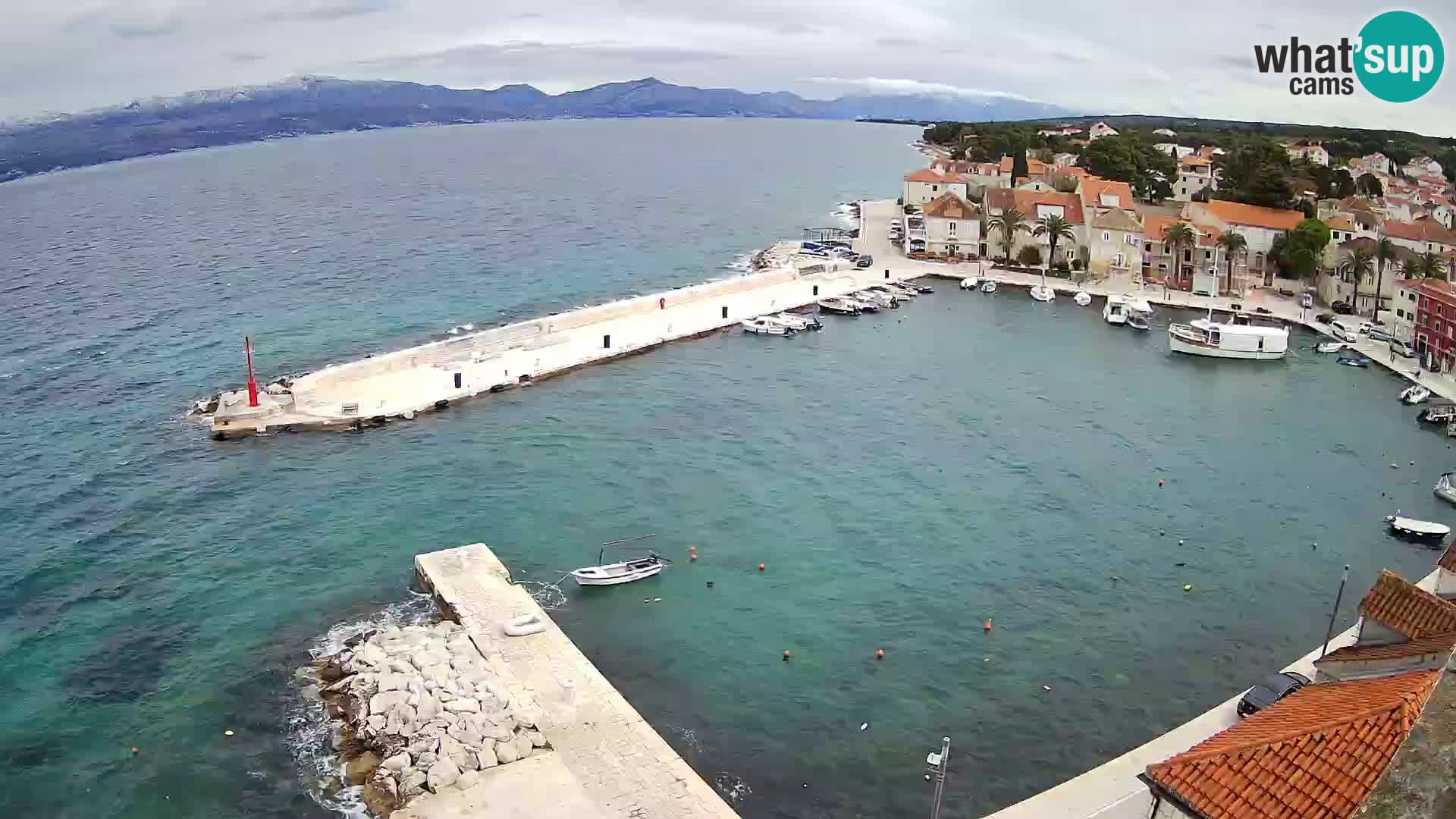 Web kamera Sutivan panorama – Pogled uživo s otoka Brača