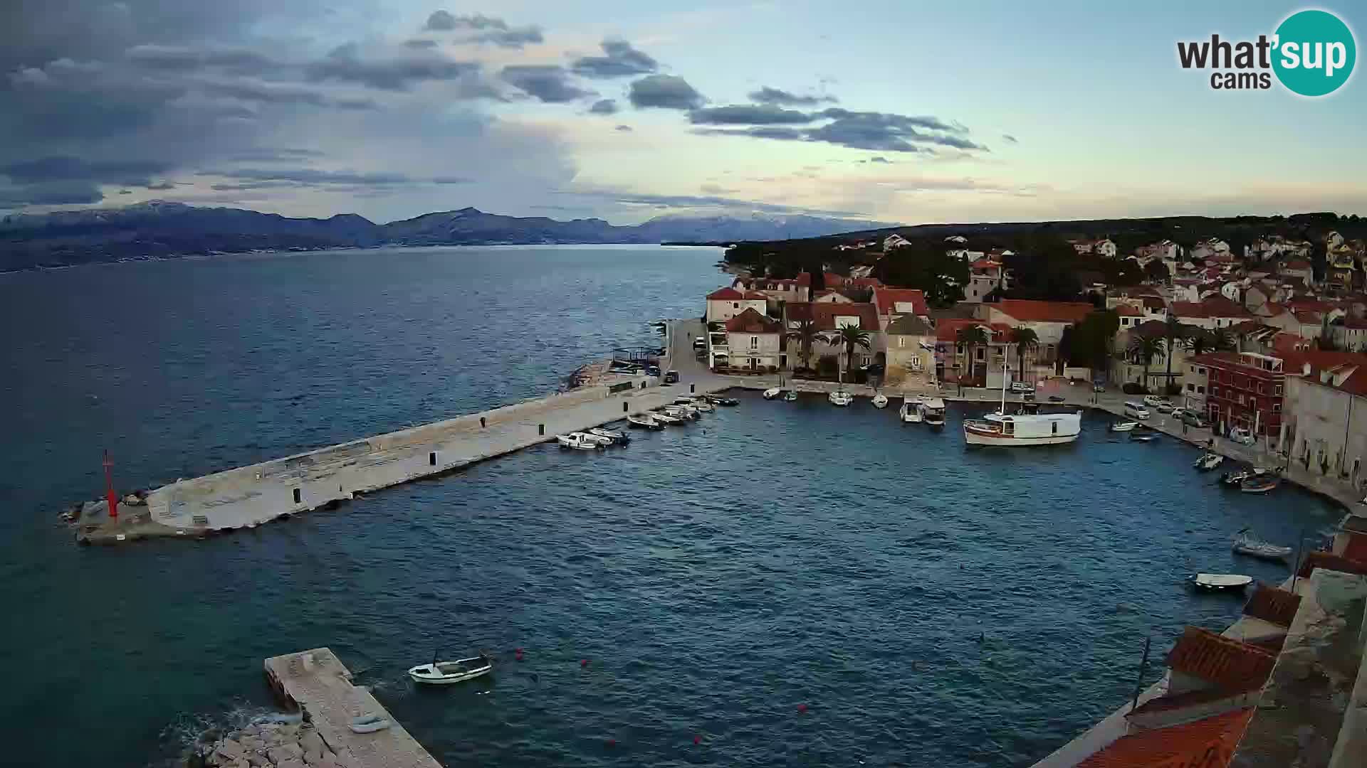 Webcam Sutivan Panorama – Vista en vivo desde la isla de Brač
