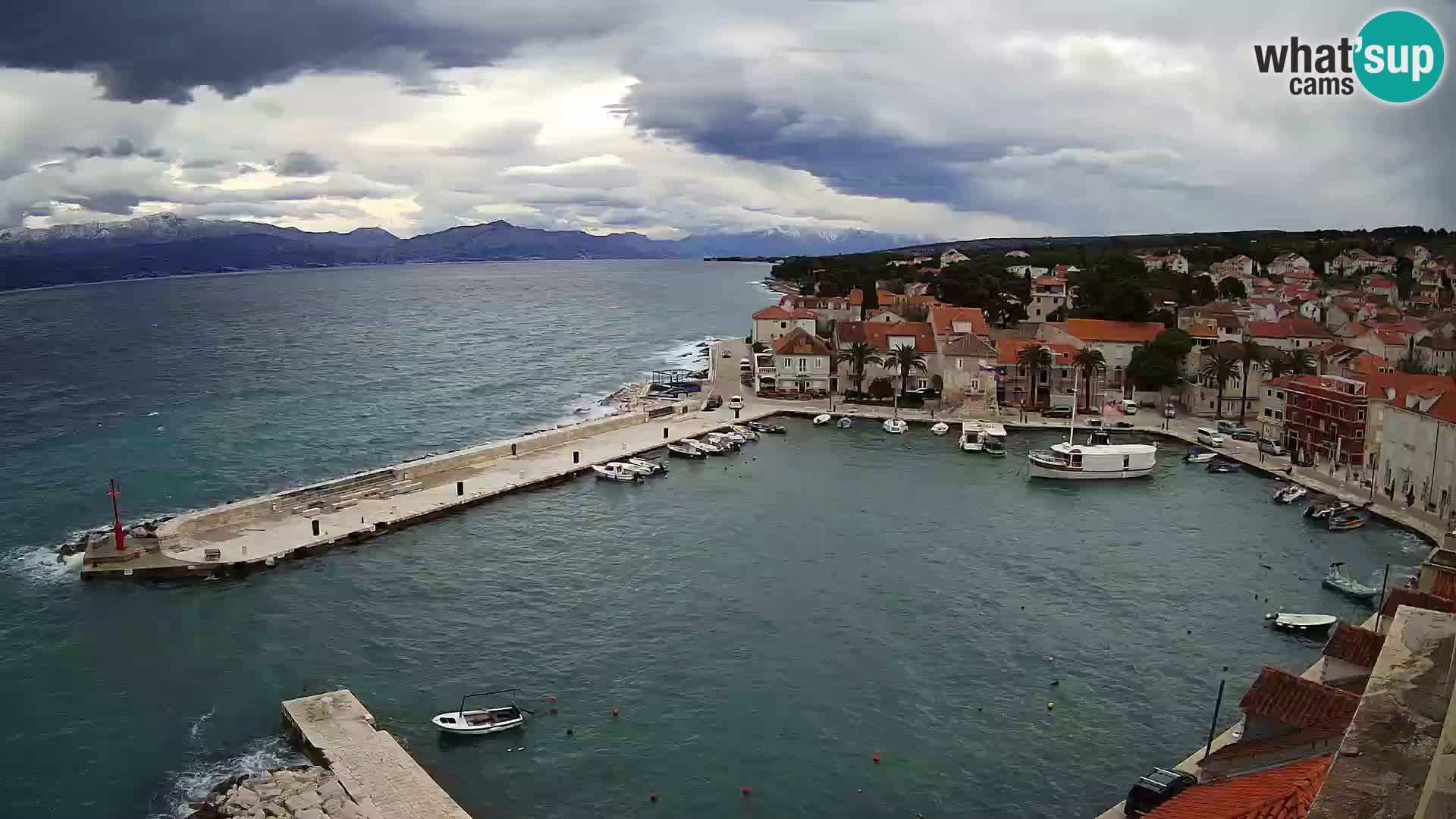 Webcam Sutivan Panorama – Vista en vivo desde la isla de Brač