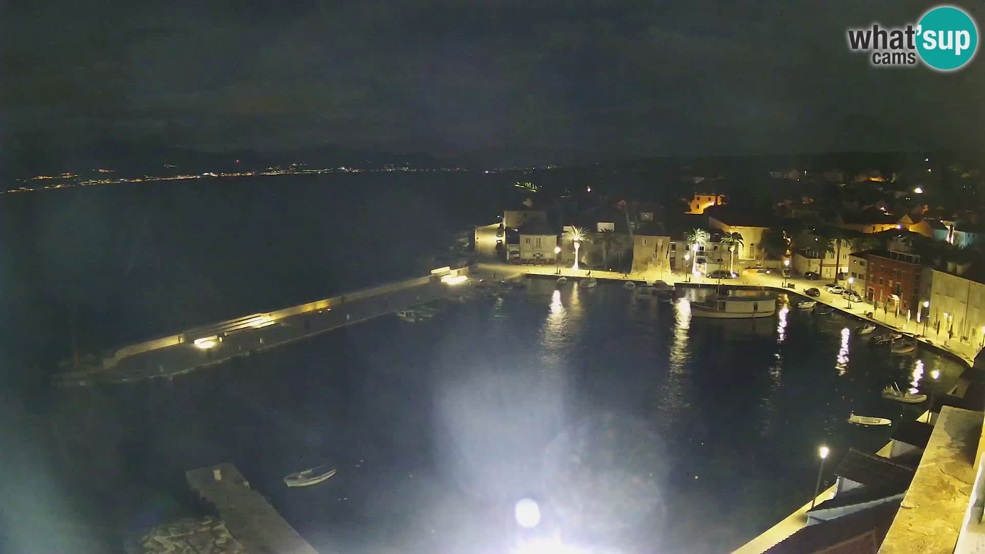 Web kamera Sutivan panorama – Pogled uživo s otoka Brača