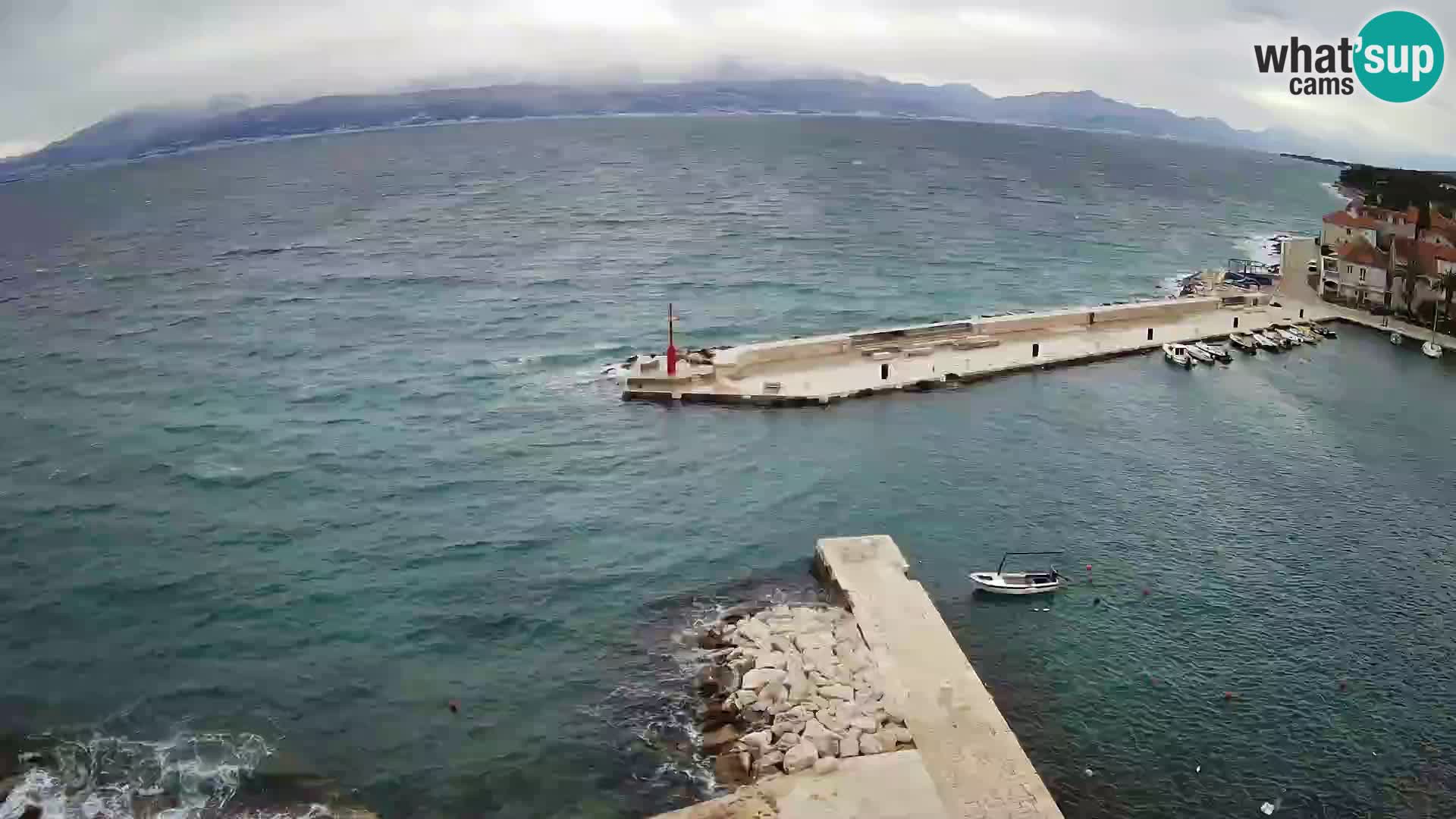 Web kamera Sutivan panorama – Pogled uživo s otoka Brača