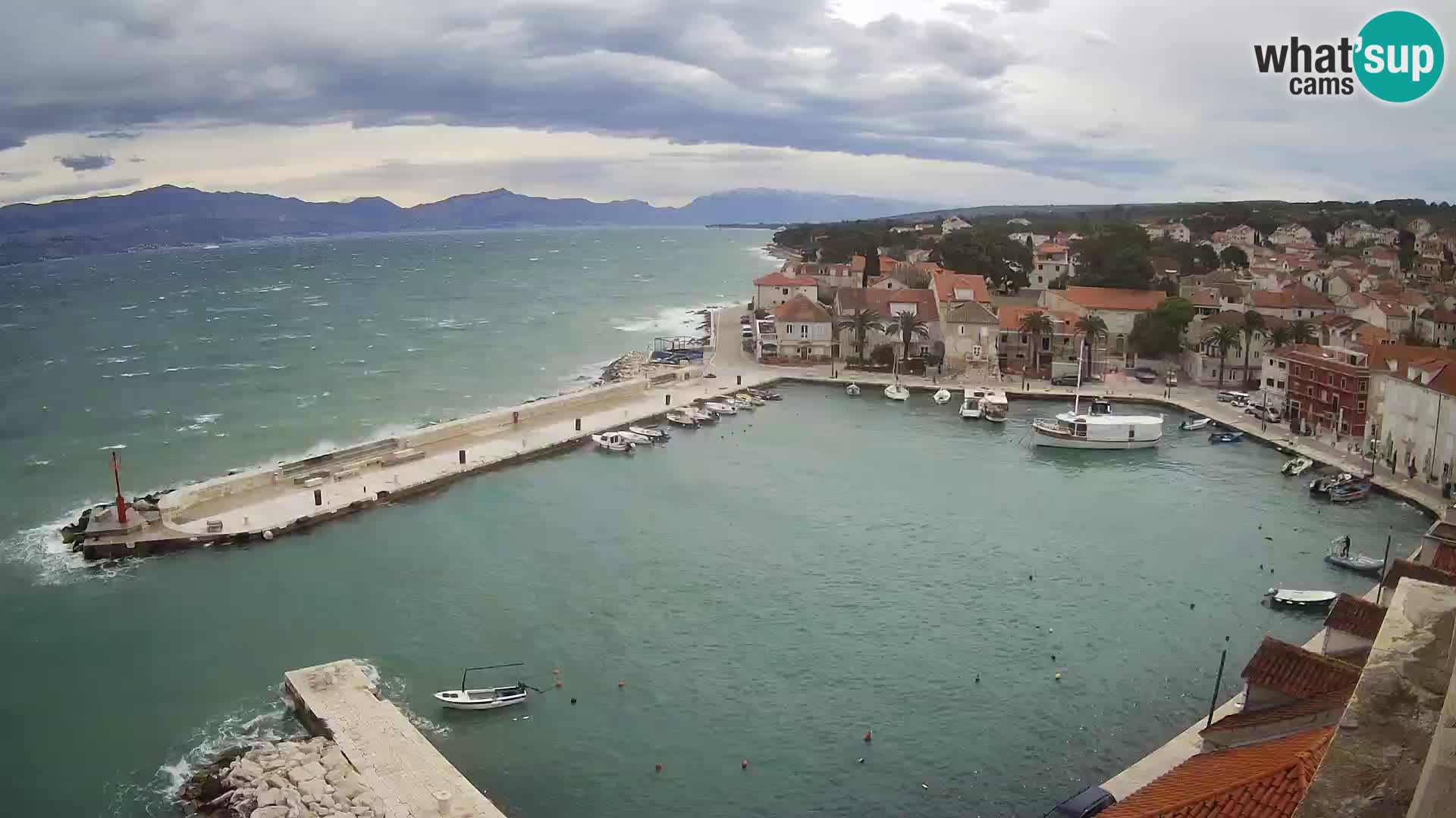 Webcam Sutivan Panorama – Vista en vivo desde la isla de Brač