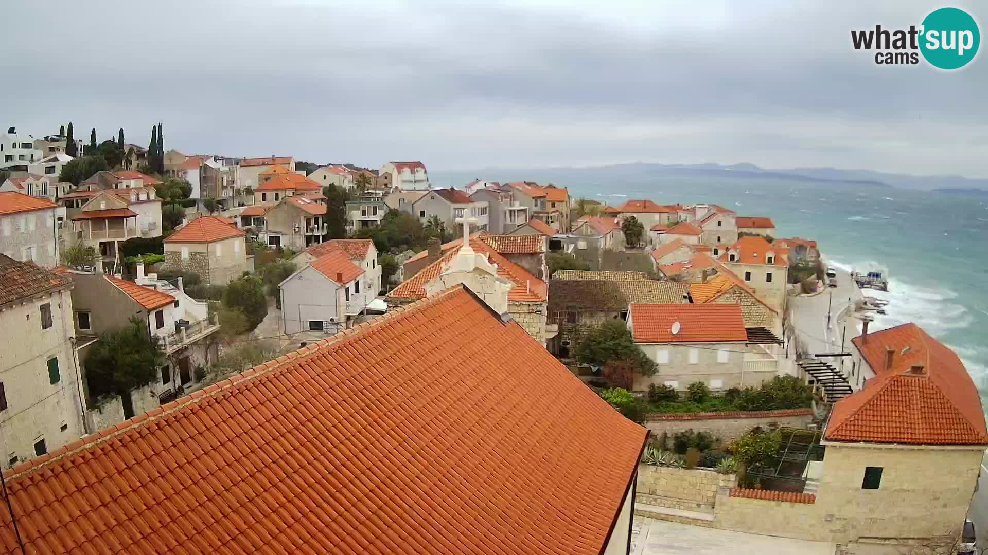 Spletna kamera Sutivan panorama – pogled v živo z otoka Brač