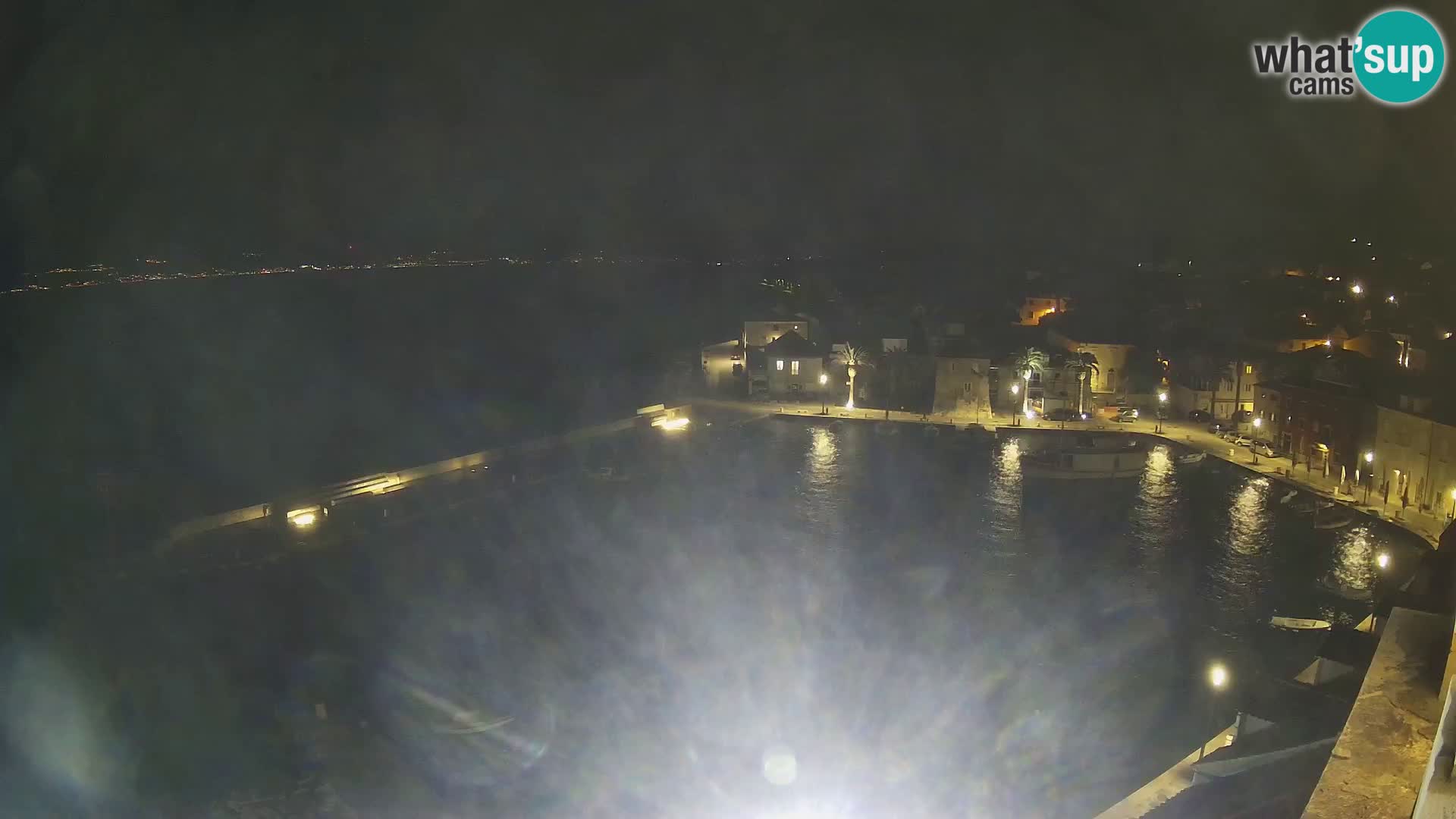 Spletna kamera Sutivan panorama – pogled v živo z otoka Brač