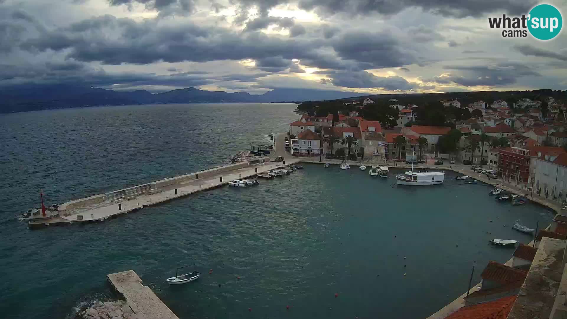 Webcam Sutivan Panorama – Live View from Brač Island