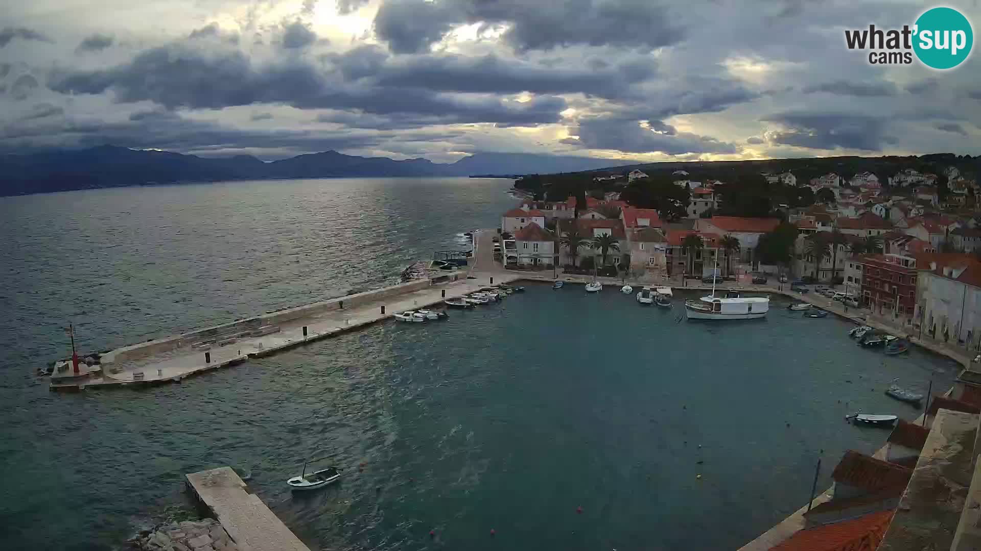 Webcam Sutivan Panorama – Live View from Brač Island