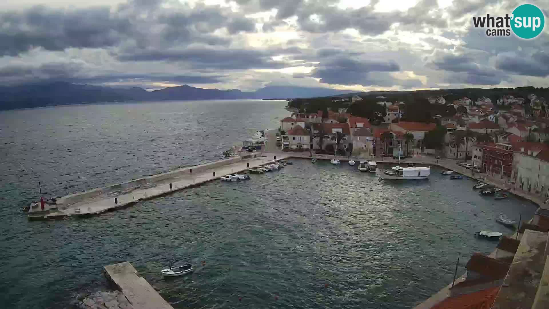 Webcam Sutivan Panorama – Vista en vivo desde la isla de Brač