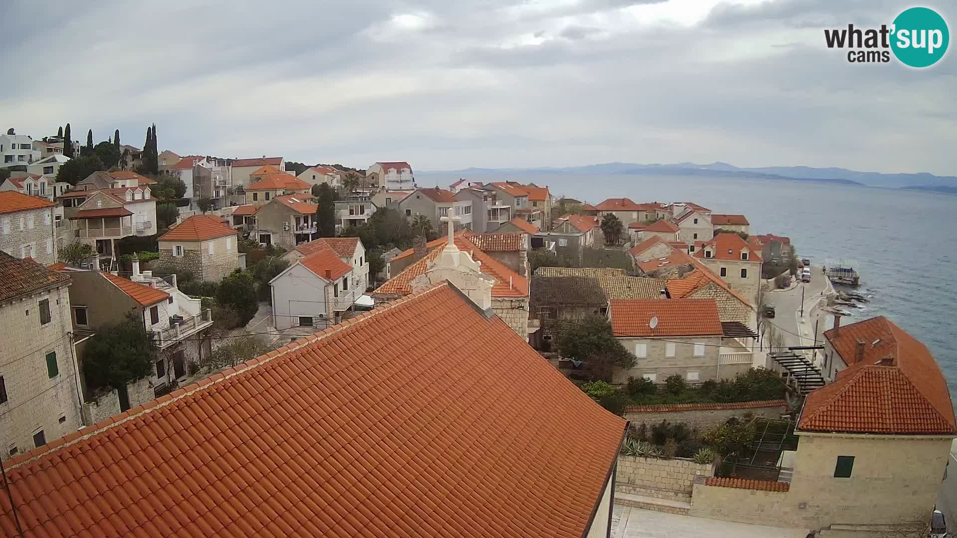 Web kamera Sutivan panorama – Pogled uživo s otoka Brača