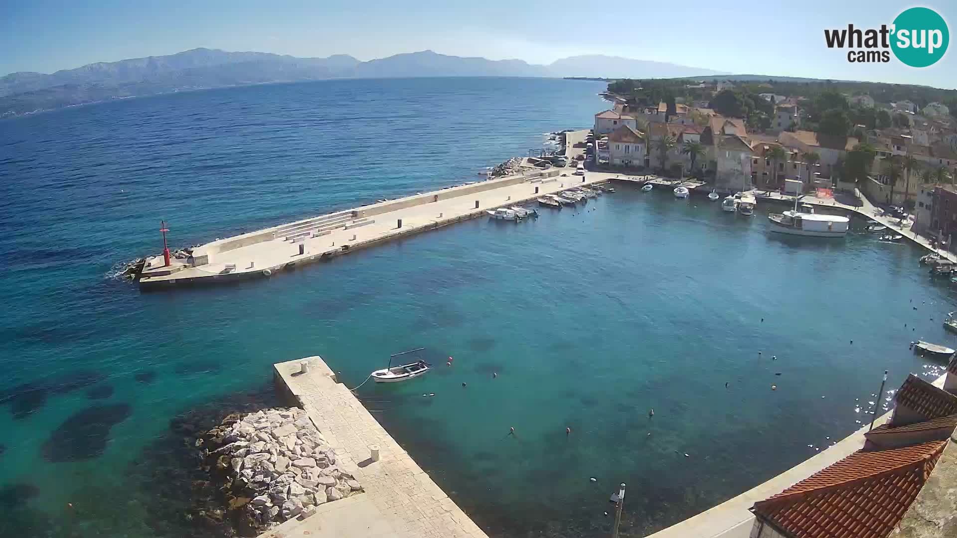 Web kamera Sutivan panorama – Pogled uživo s otoka Brača