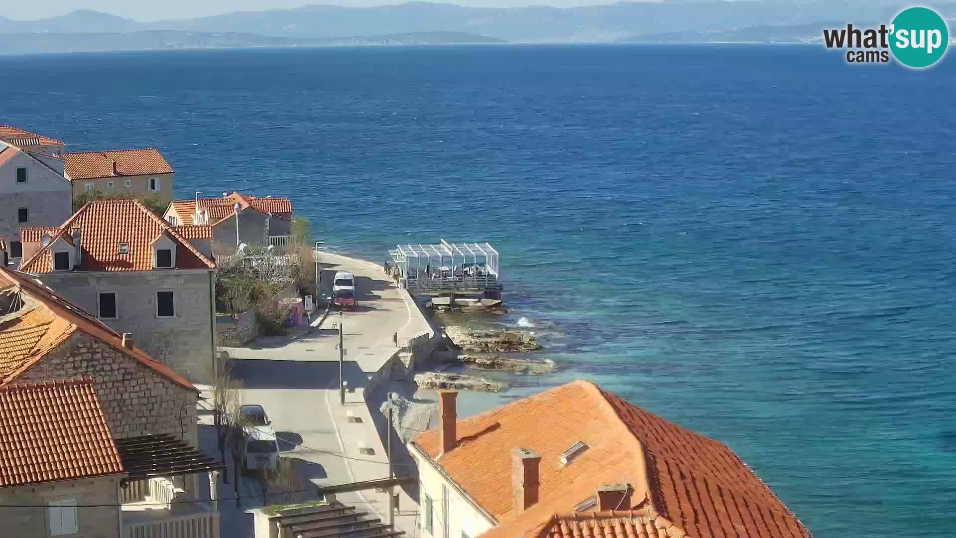 Spletna kamera Sutivan panorama – pogled v živo z otoka Brač