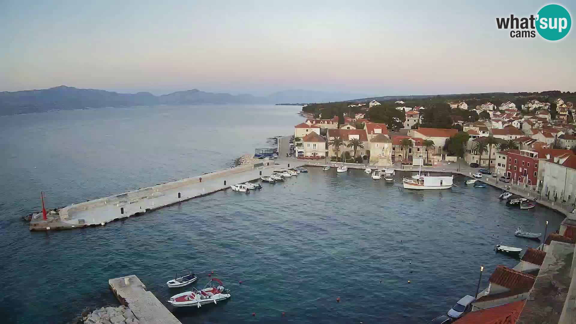 Web kamera Sutivan panorama – Pogled uživo s otoka Brača