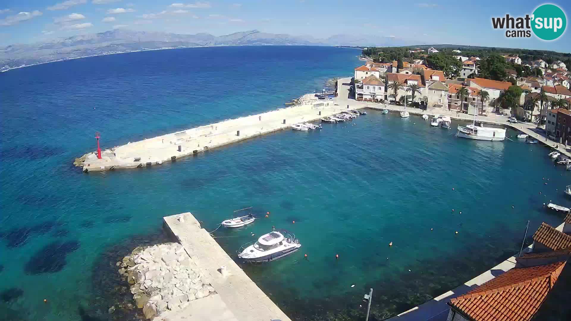 Spletna kamera Sutivan panorama – pogled v živo z otoka Brač