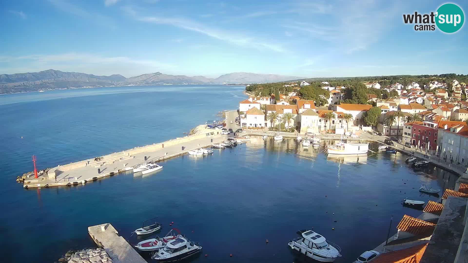 Spletna kamera Sutivan panorama – pogled v živo z otoka Brač