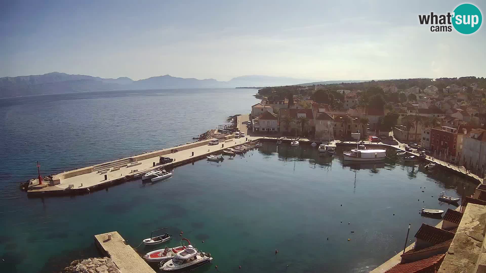 Web kamera Sutivan panorama – Pogled uživo s otoka Brača