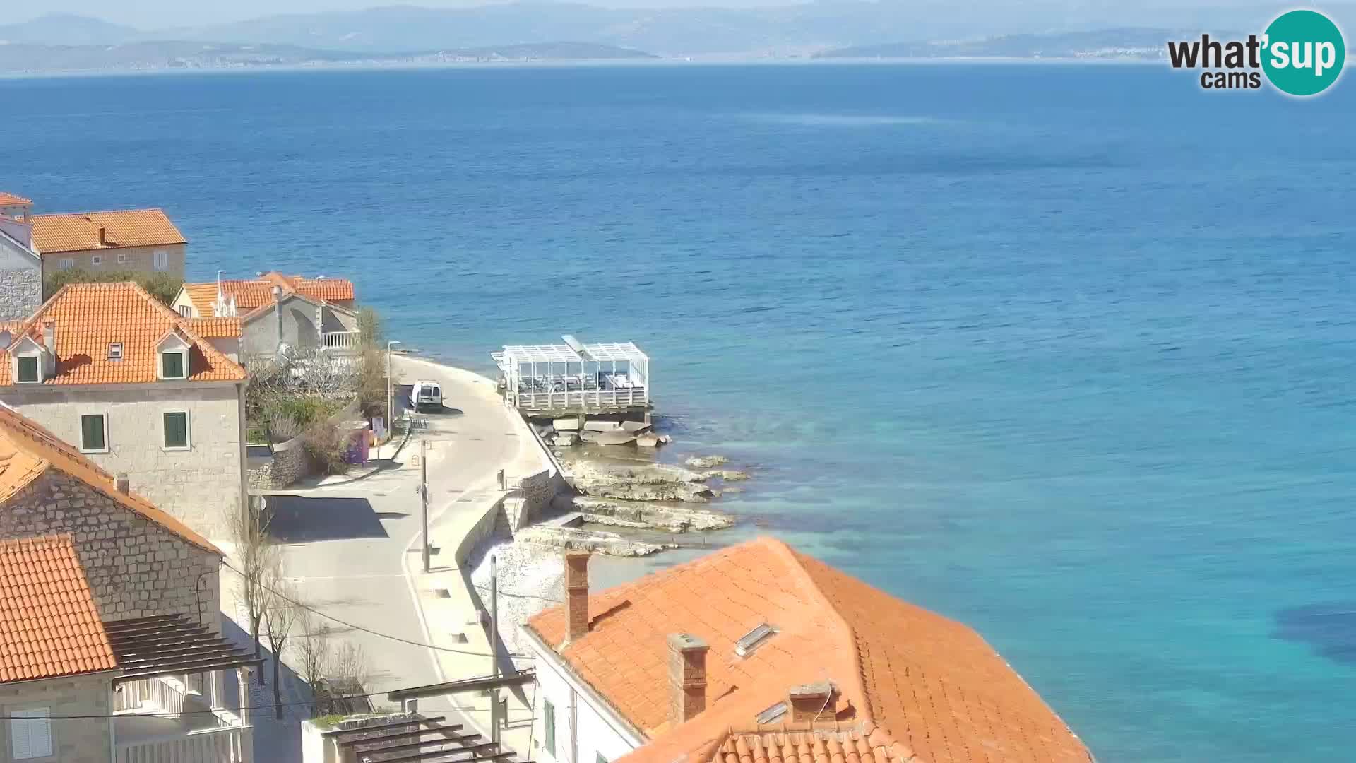 Spletna kamera Sutivan panorama – pogled v živo z otoka Brač