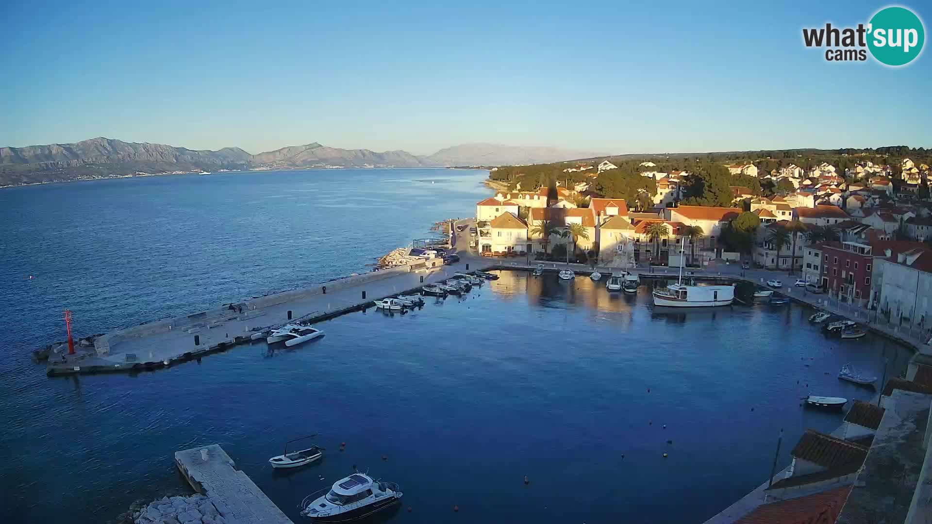 Web kamera Sutivan panorama – Pogled uživo s otoka Brača