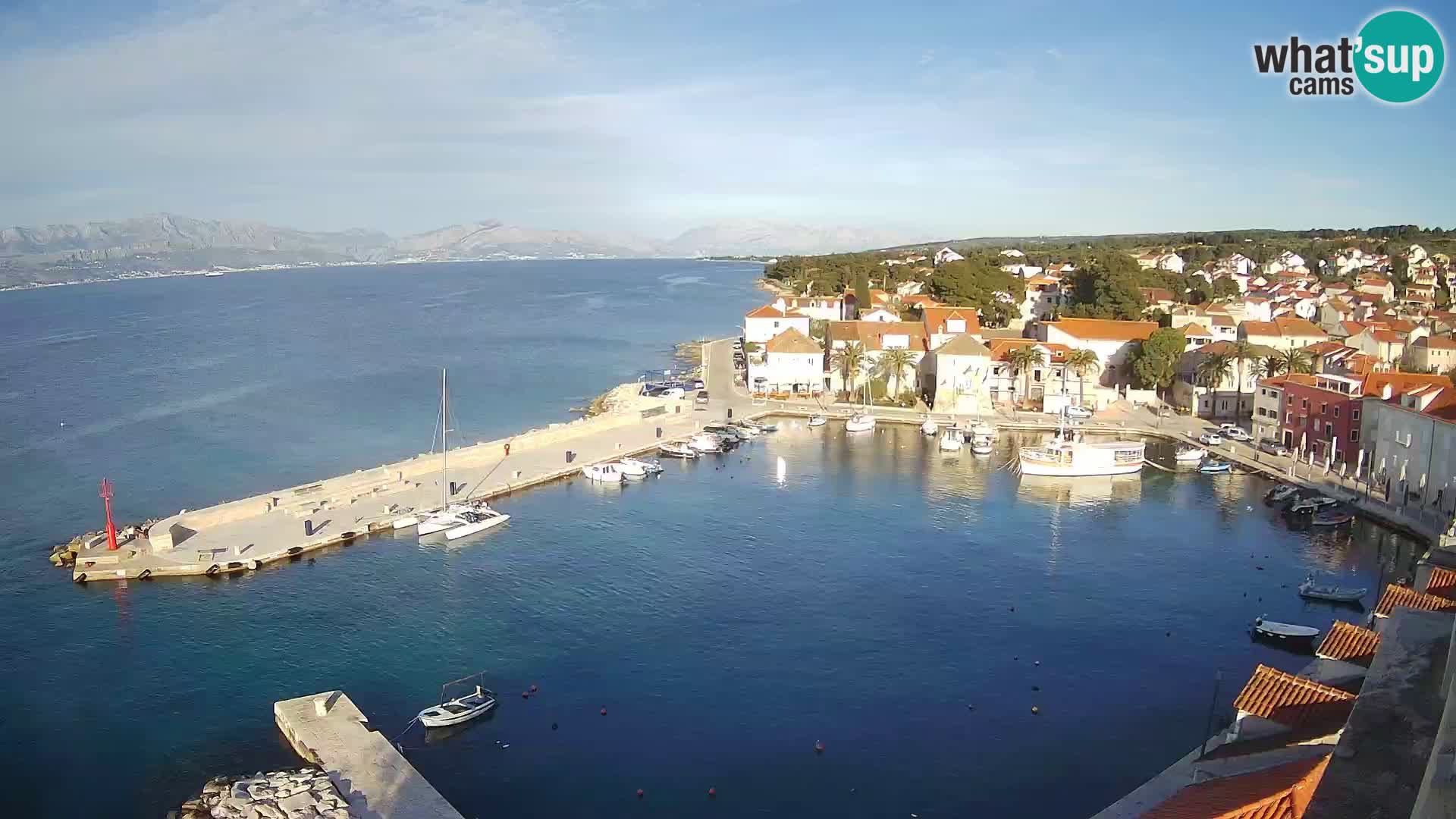 Spletna kamera Sutivan panorama – pogled v živo z otoka Brač