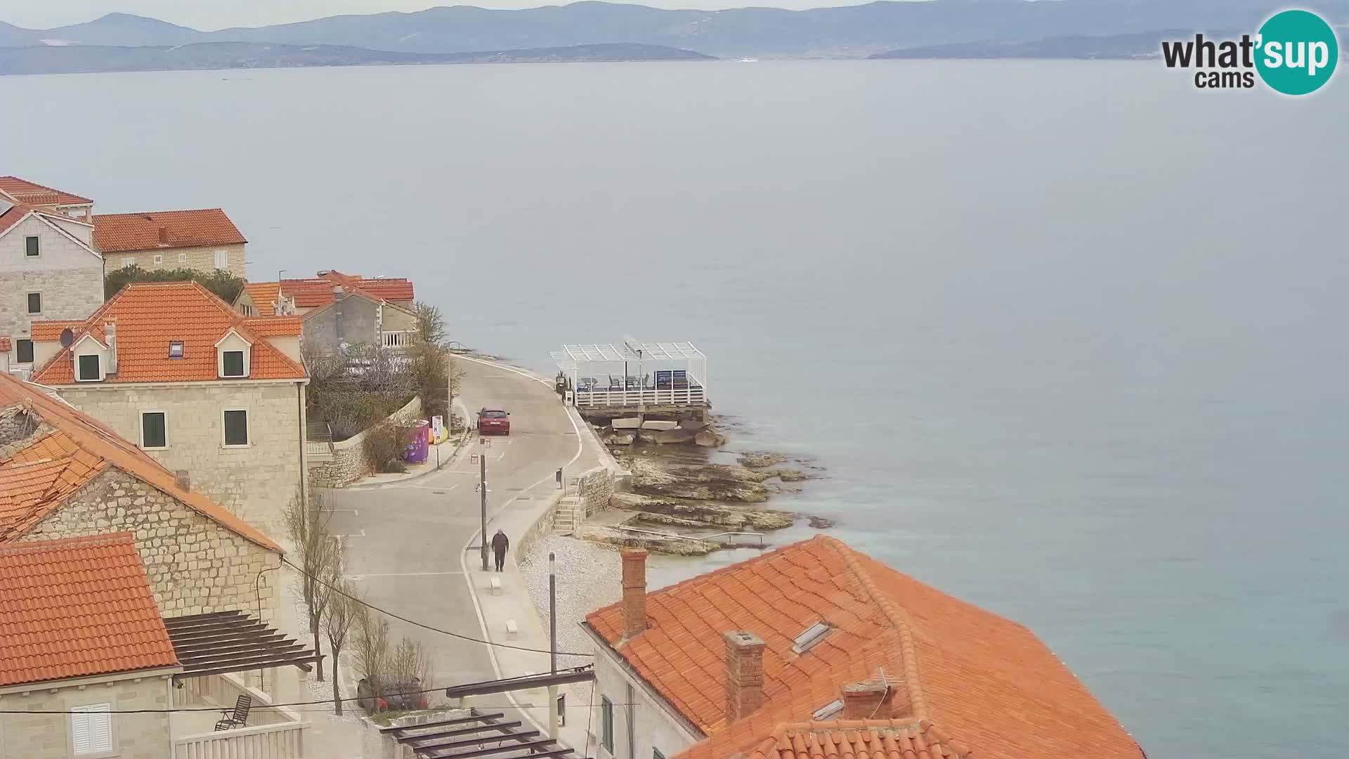 Spletna kamera Sutivan panorama – pogled v živo z otoka Brač