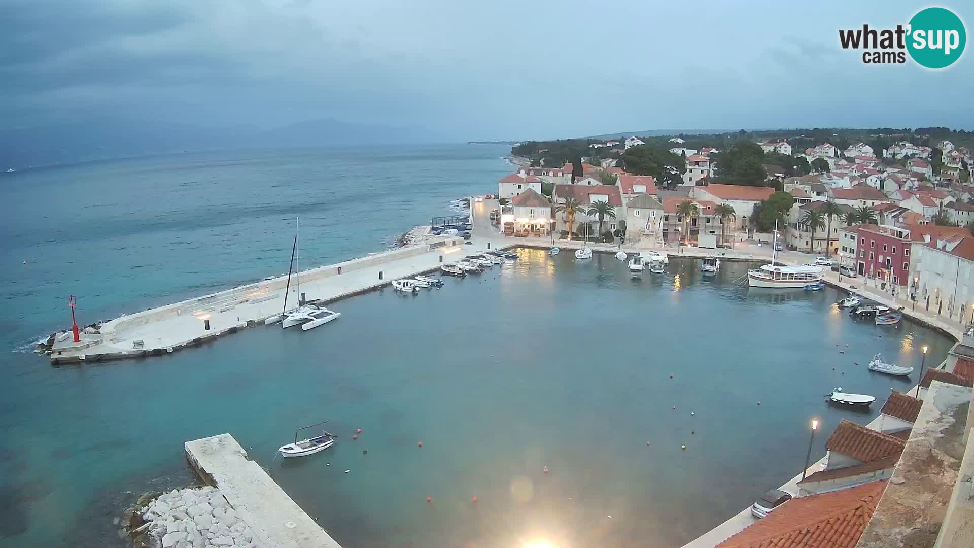 Webcam Sutivan Panorama – Vista en vivo desde la isla de Brač