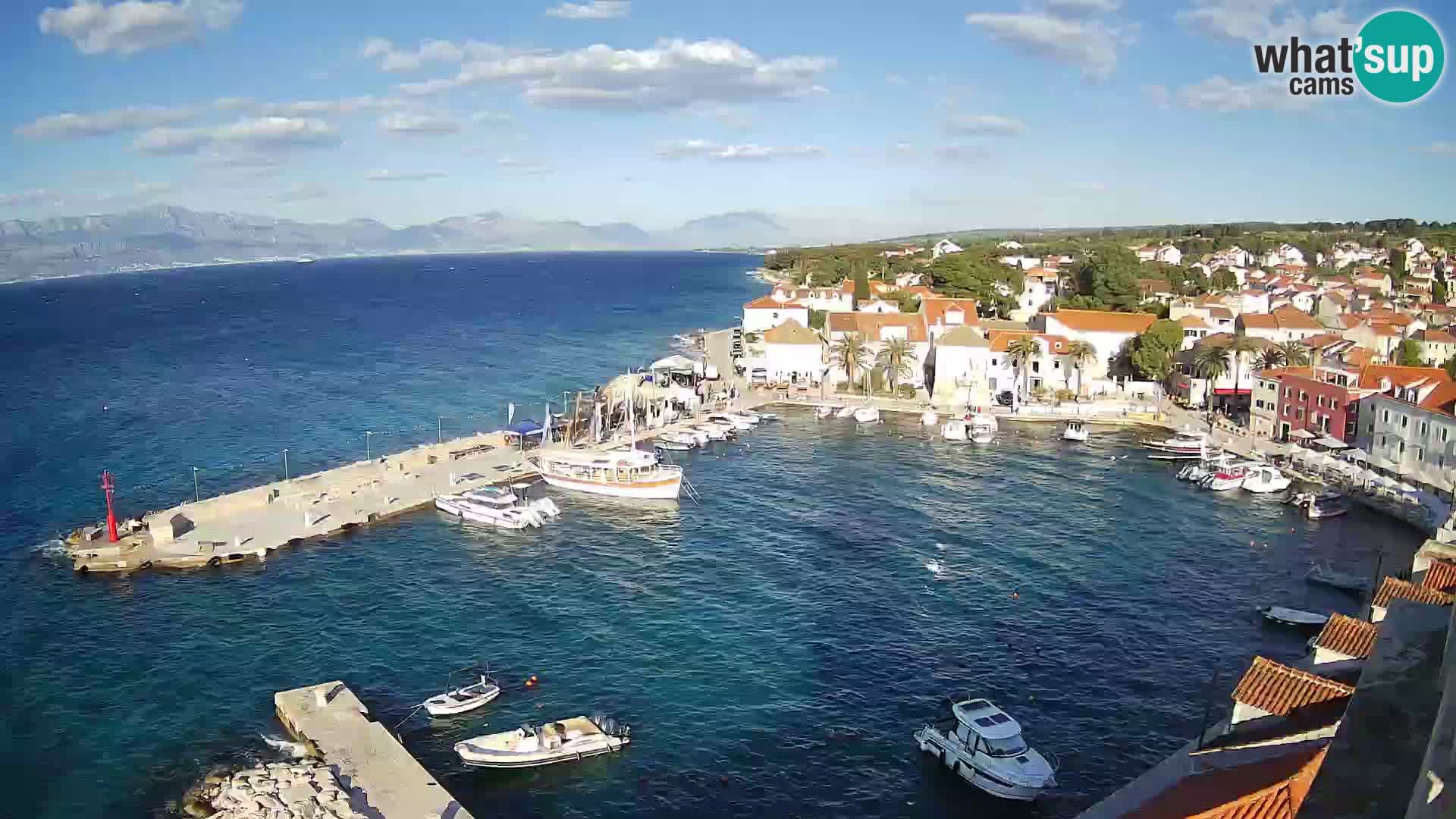 Spletna kamera Sutivan panorama – pogled v živo z otoka Brač