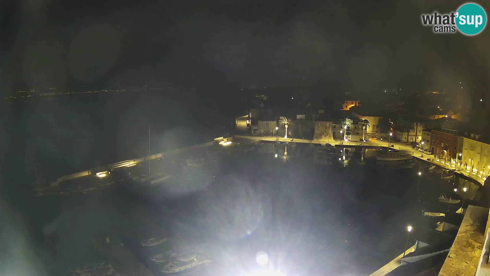 Spletna kamera Sutivan panorama – pogled v živo z otoka Brač