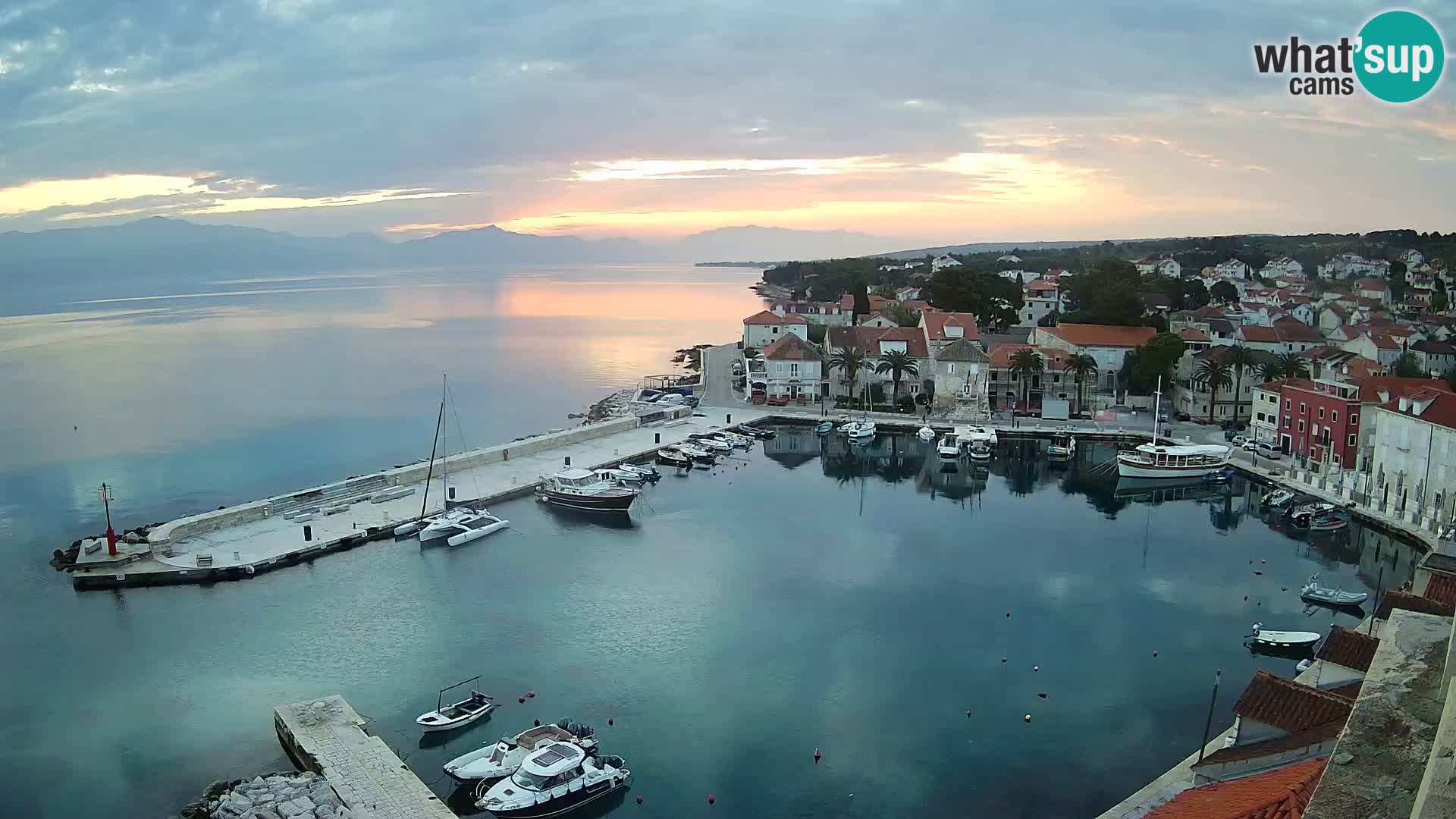 Webcam Sutivan Panorama – Live View from Brač Island