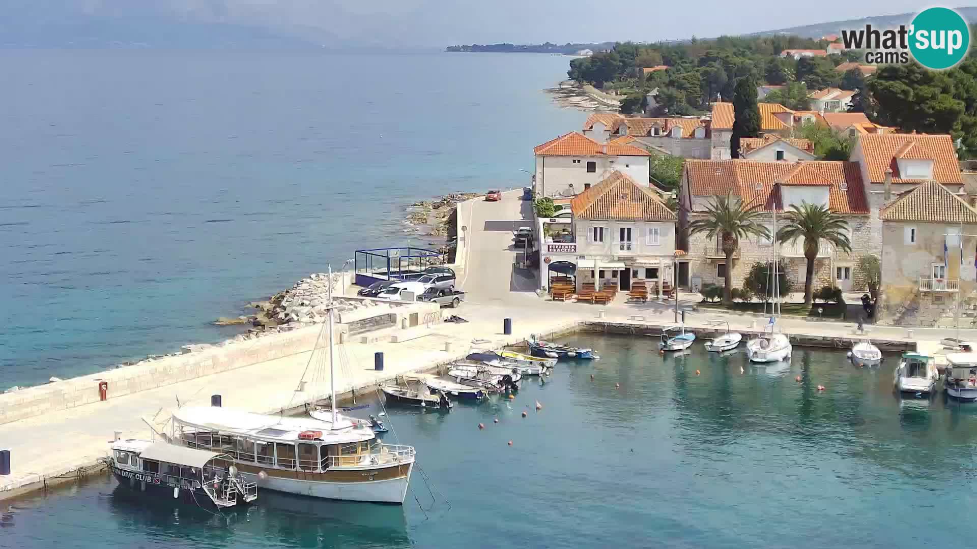 Web kamera Sutivan panorama – Pogled uživo s otoka Brača