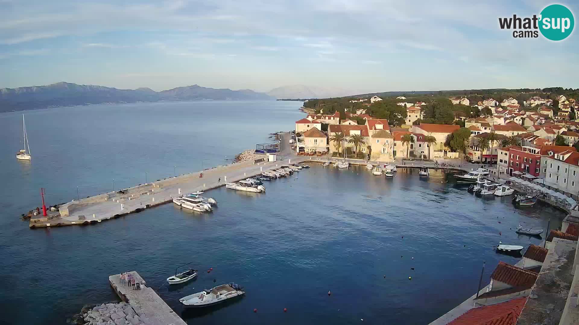 Web kamera Sutivan panorama – Pogled uživo s otoka Brača