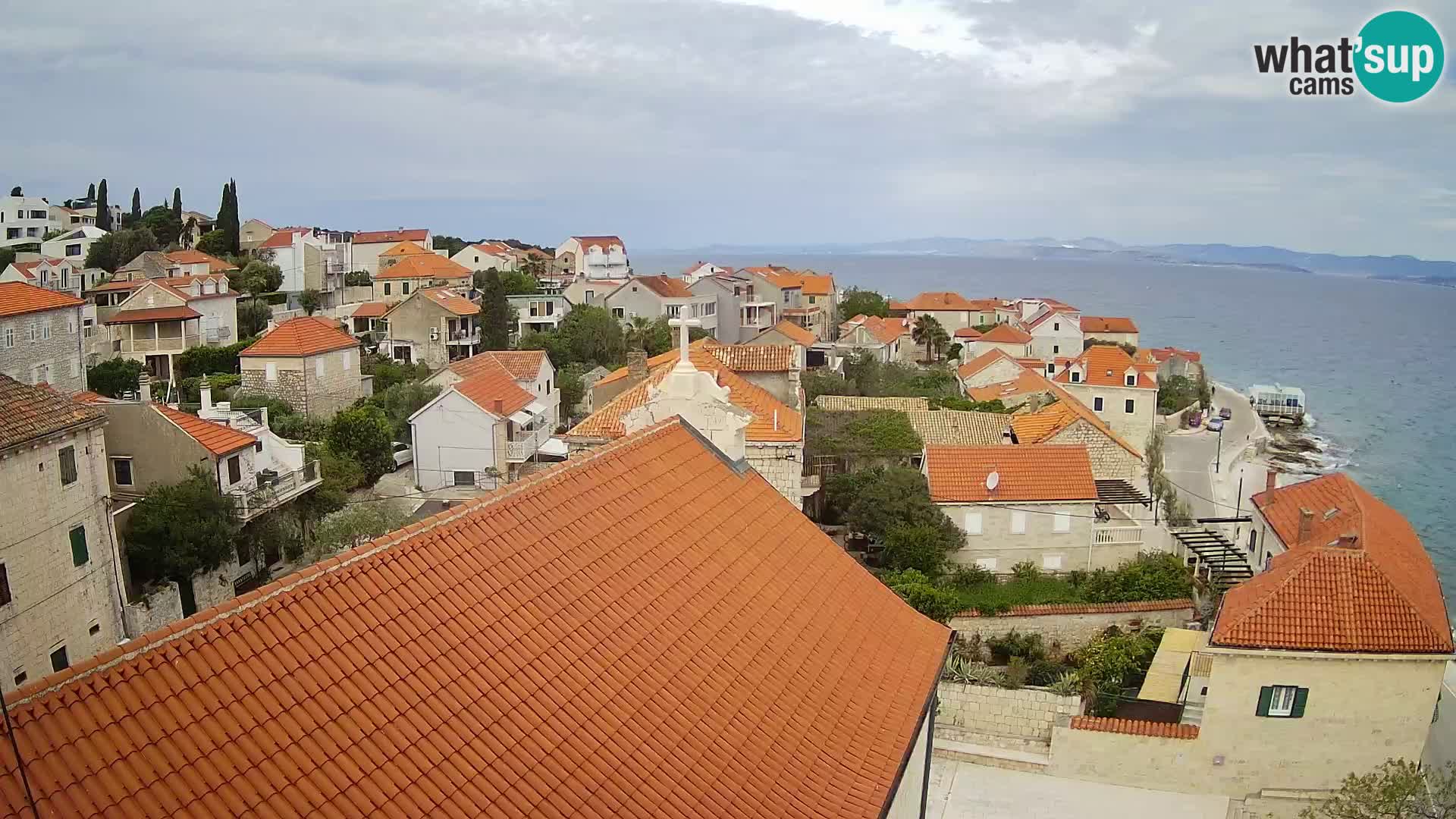 Spletna kamera Sutivan panorama – pogled v živo z otoka Brač