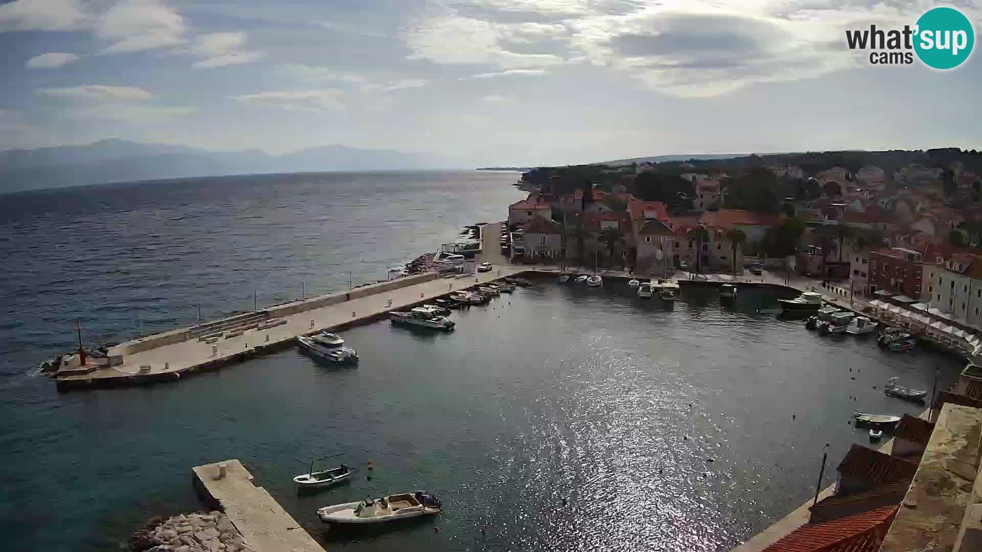 Web kamera Sutivan panorama – Pogled uživo s otoka Brača
