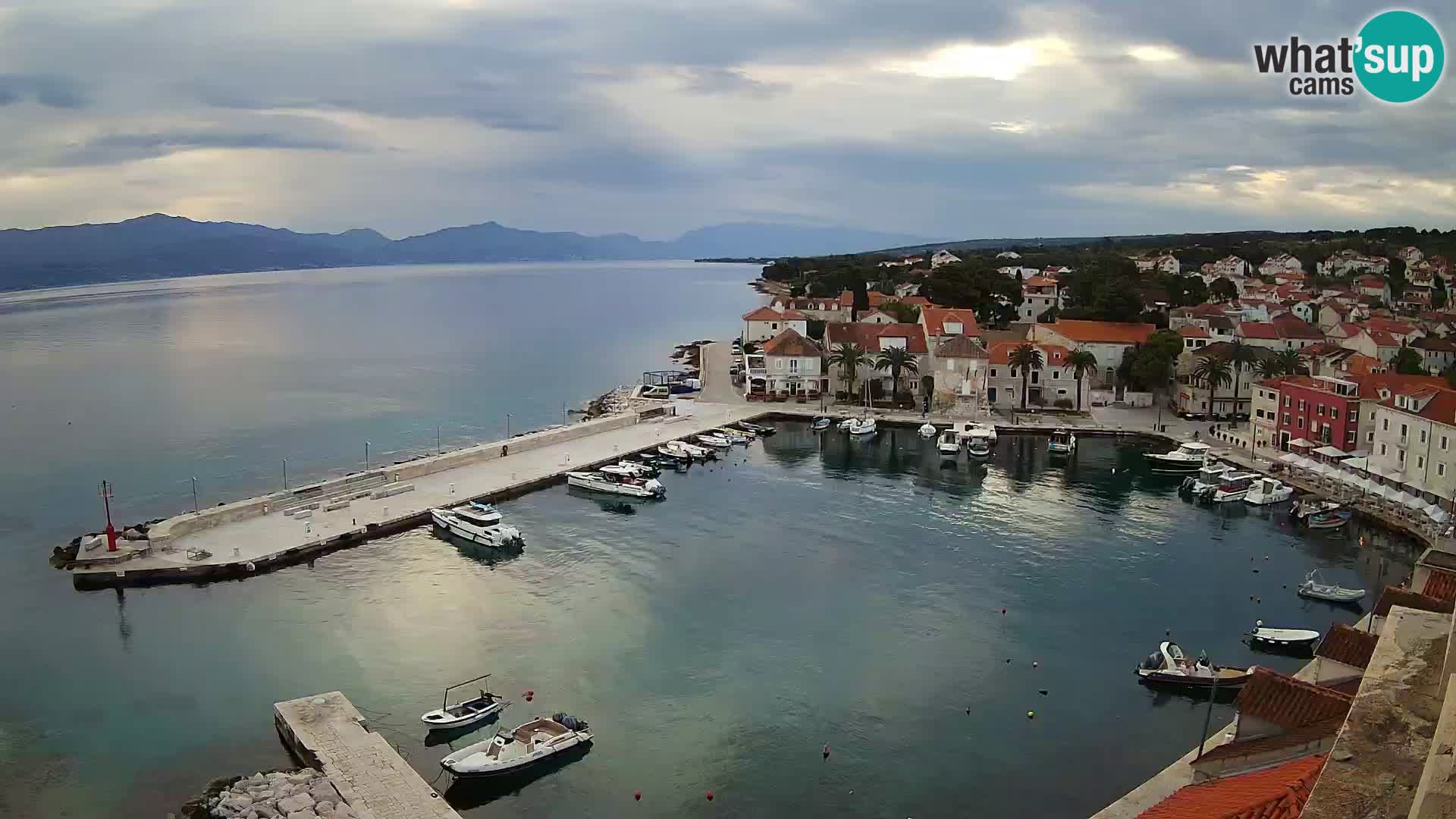 Webcam Sutivan panorama – Vista live dall’isola di Brač