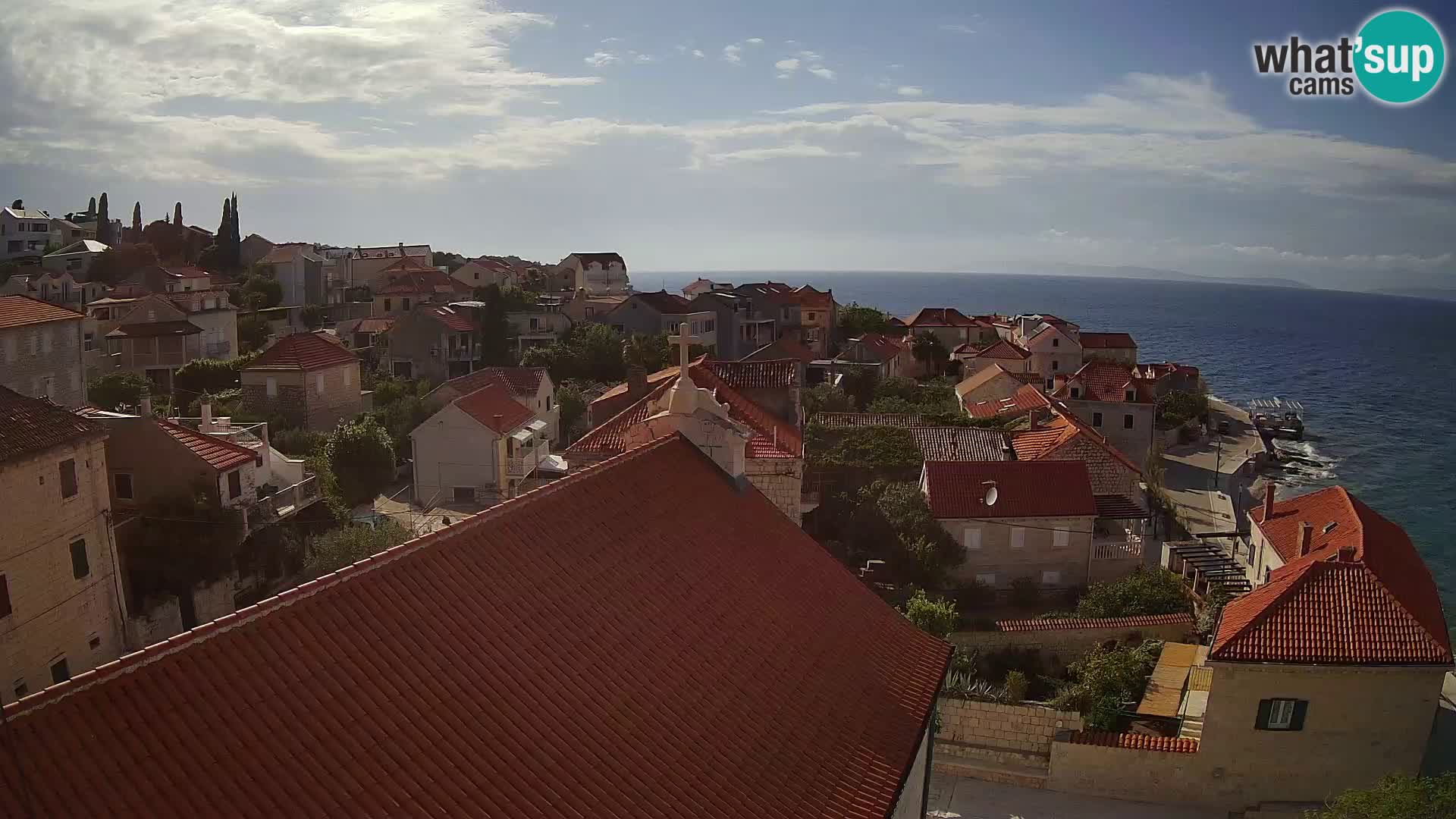 Spletna kamera Sutivan panorama – pogled v živo z otoka Brač