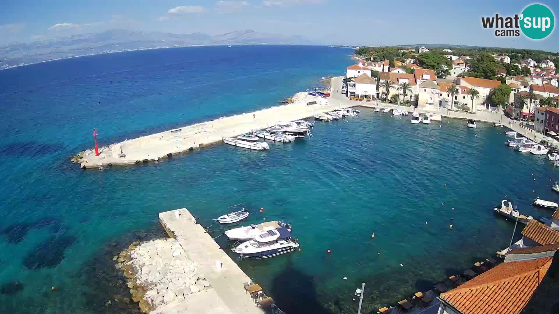 Spletna kamera Sutivan panorama – pogled v živo z otoka Brač