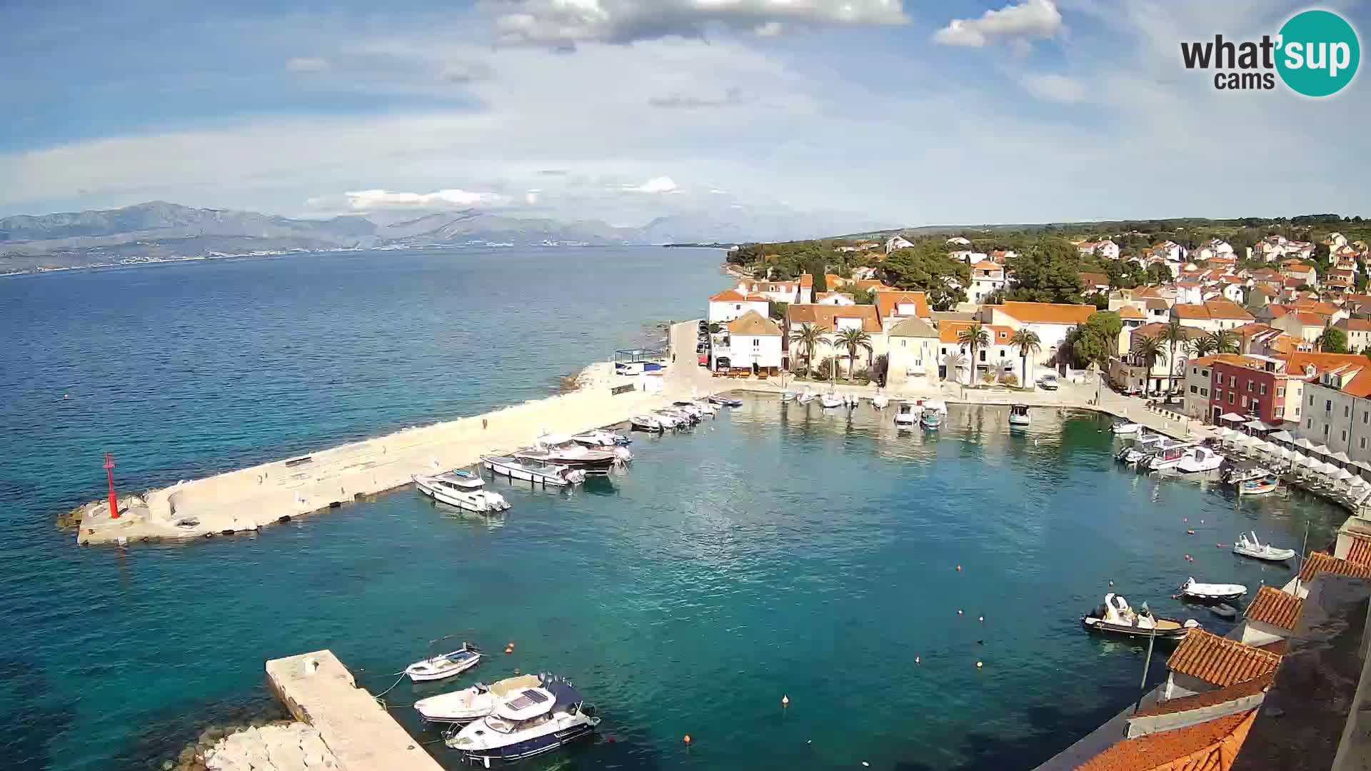 Spletna kamera Sutivan panorama – pogled v živo z otoka Brač