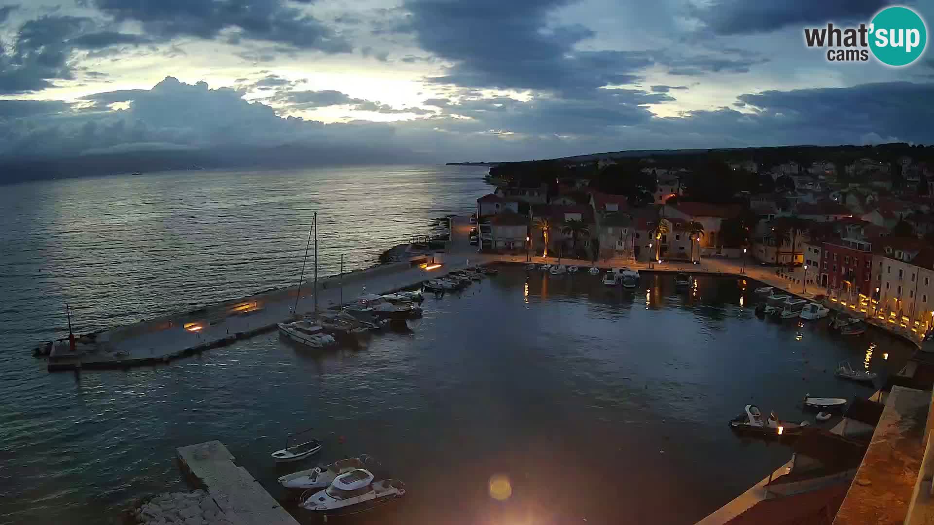 Web kamera Sutivan panorama – Pogled uživo s otoka Brača