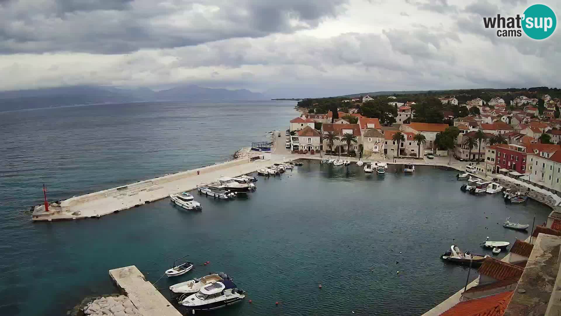 Web kamera Sutivan panorama – Pogled uživo s otoka Brača