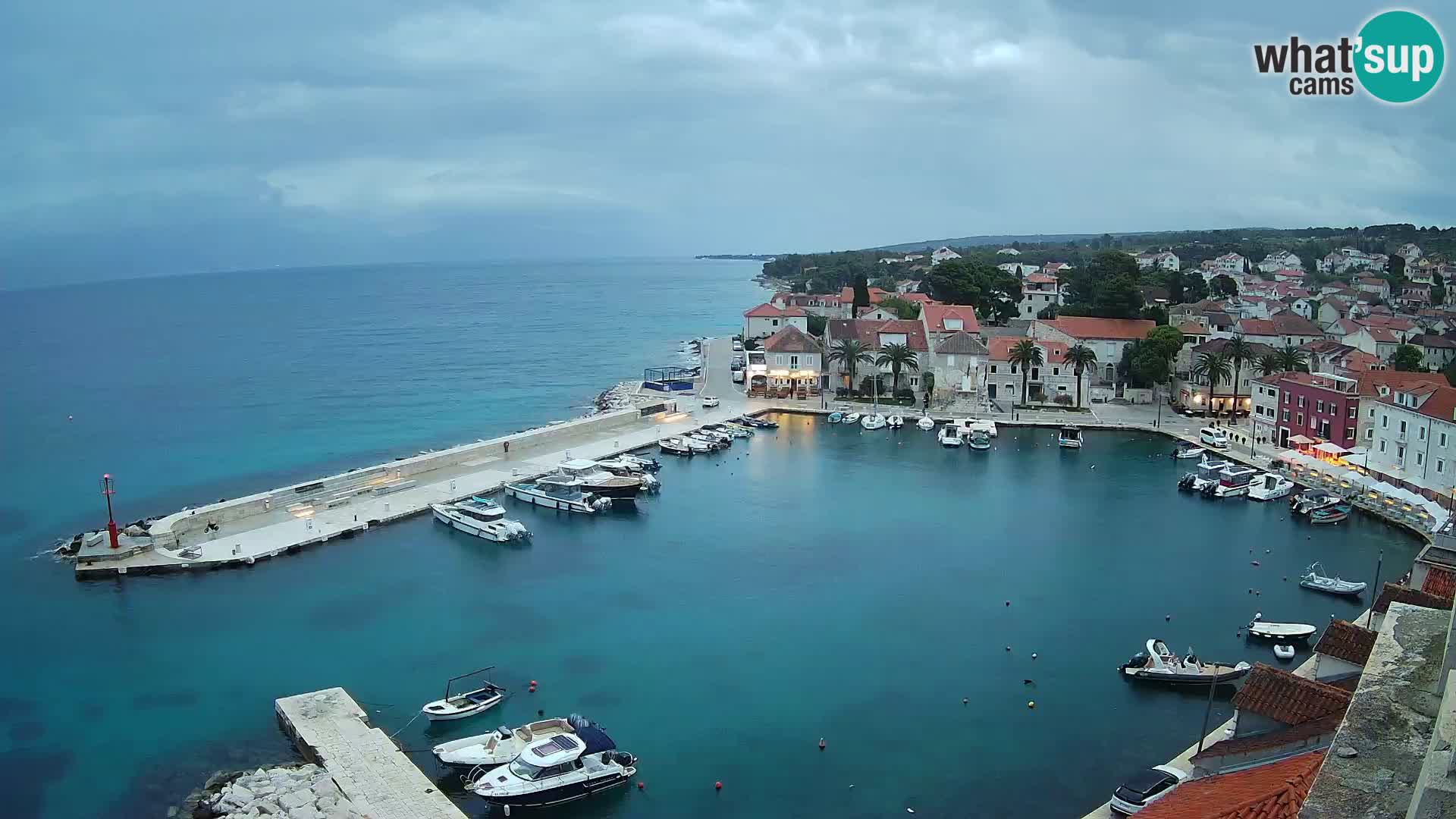 Web kamera Sutivan panorama – Pogled uživo s otoka Brača