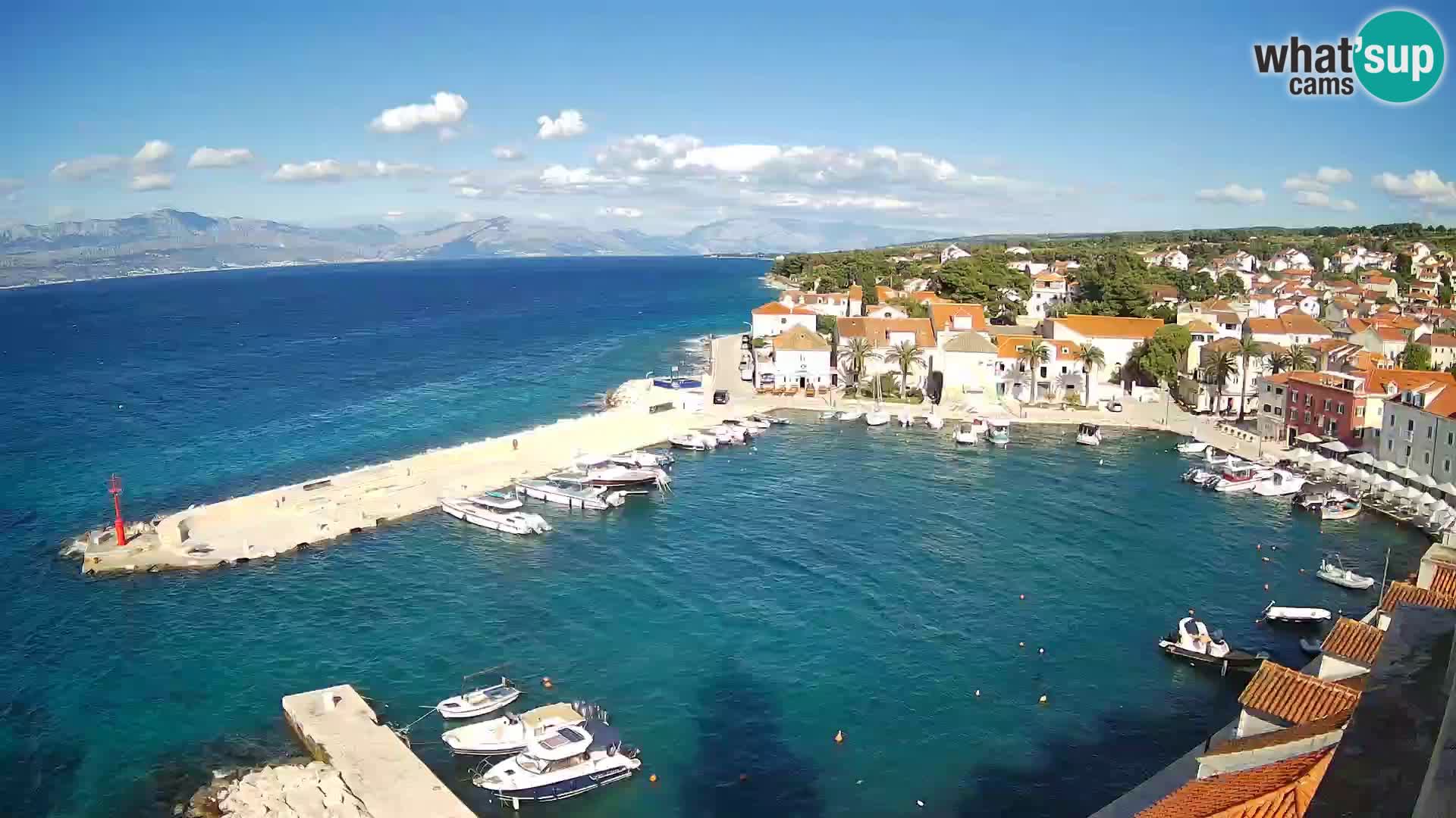 Spletna kamera Sutivan panorama – pogled v živo z otoka Brač