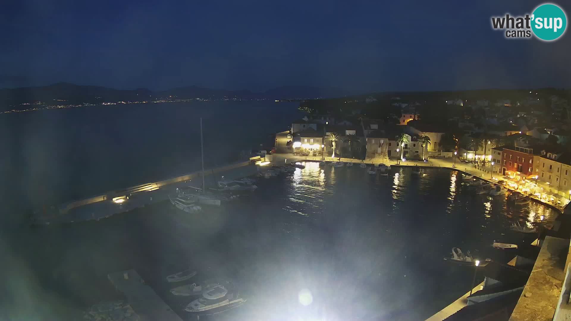 Web kamera Sutivan panorama – Pogled uživo s otoka Brača