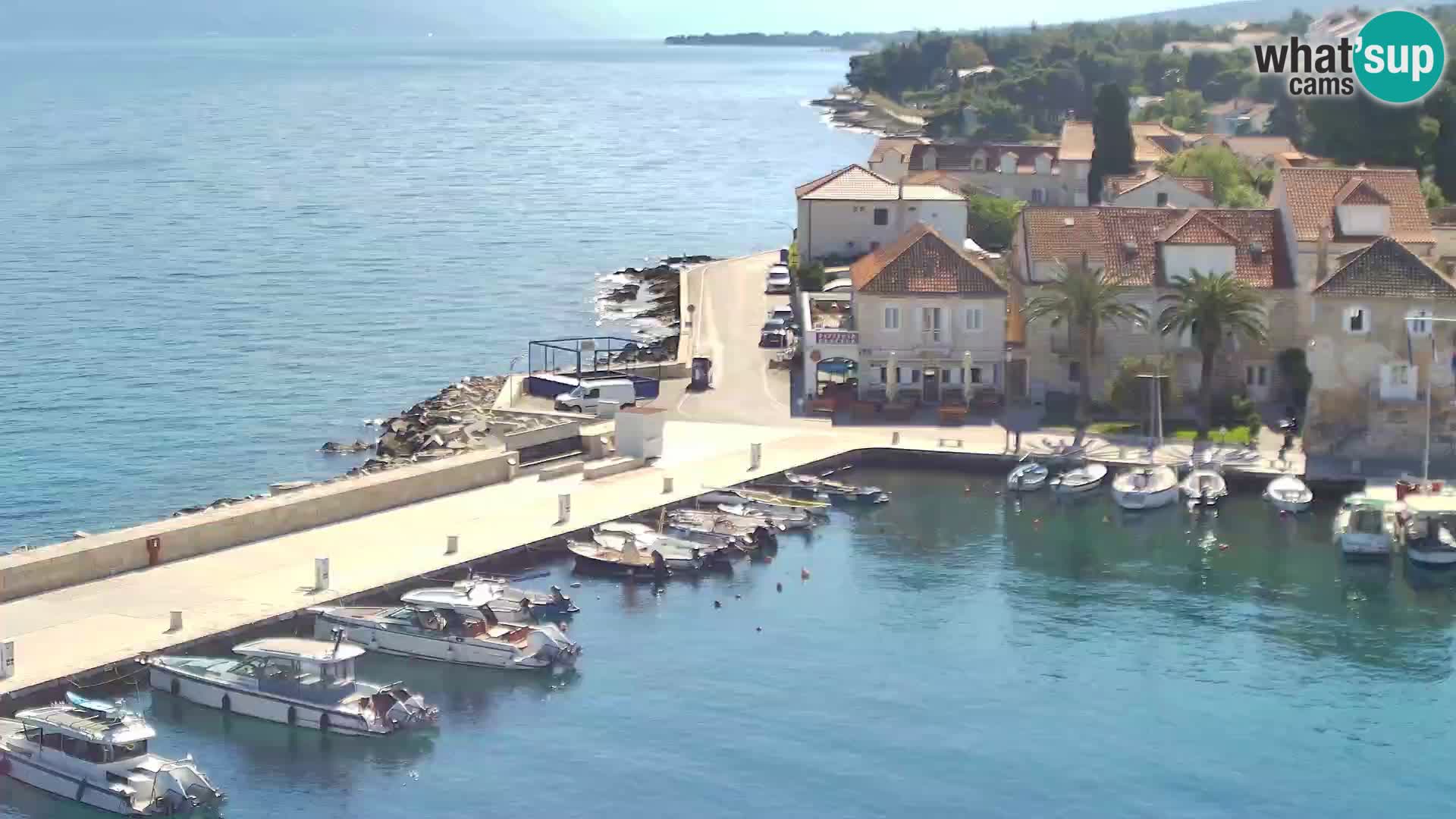 Spletna kamera Sutivan panorama – pogled v živo z otoka Brač