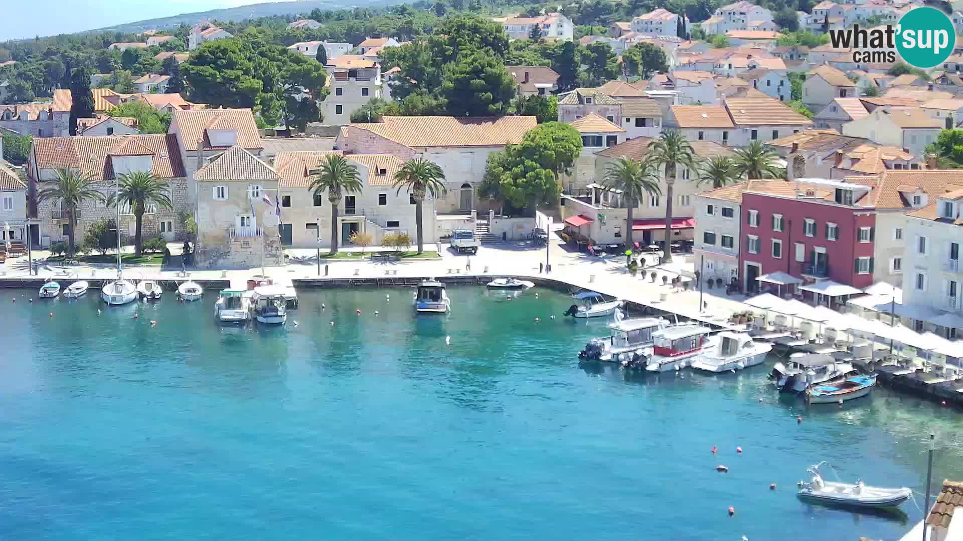 Spletna kamera Sutivan panorama – pogled v živo z otoka Brač