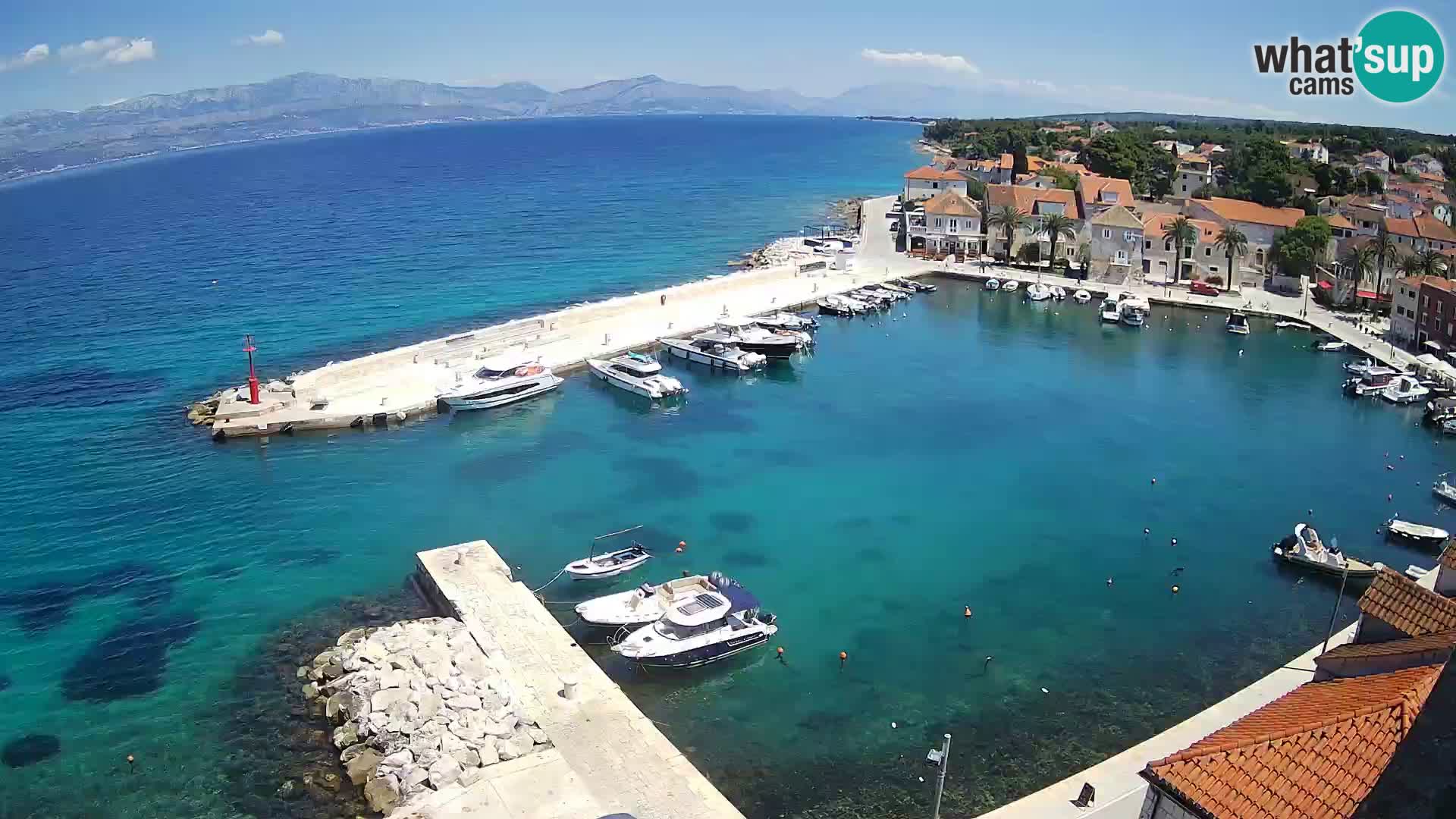 Spletna kamera Sutivan panorama – pogled v živo z otoka Brač