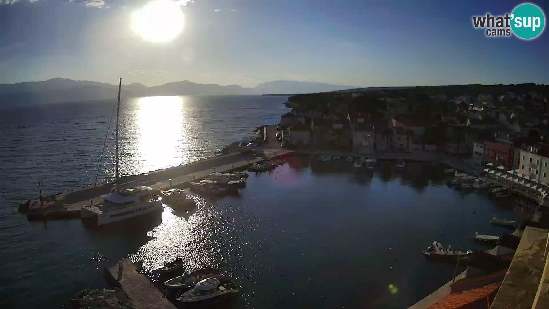Webcam Sutivan Panorama – Vista en vivo desde la isla de Brač