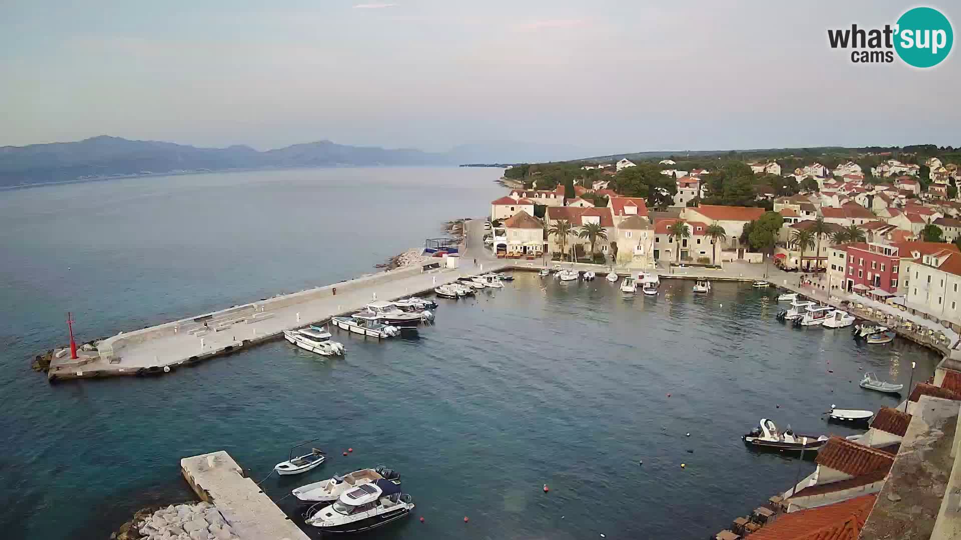 Web kamera Sutivan panorama – Pogled uživo s otoka Brača