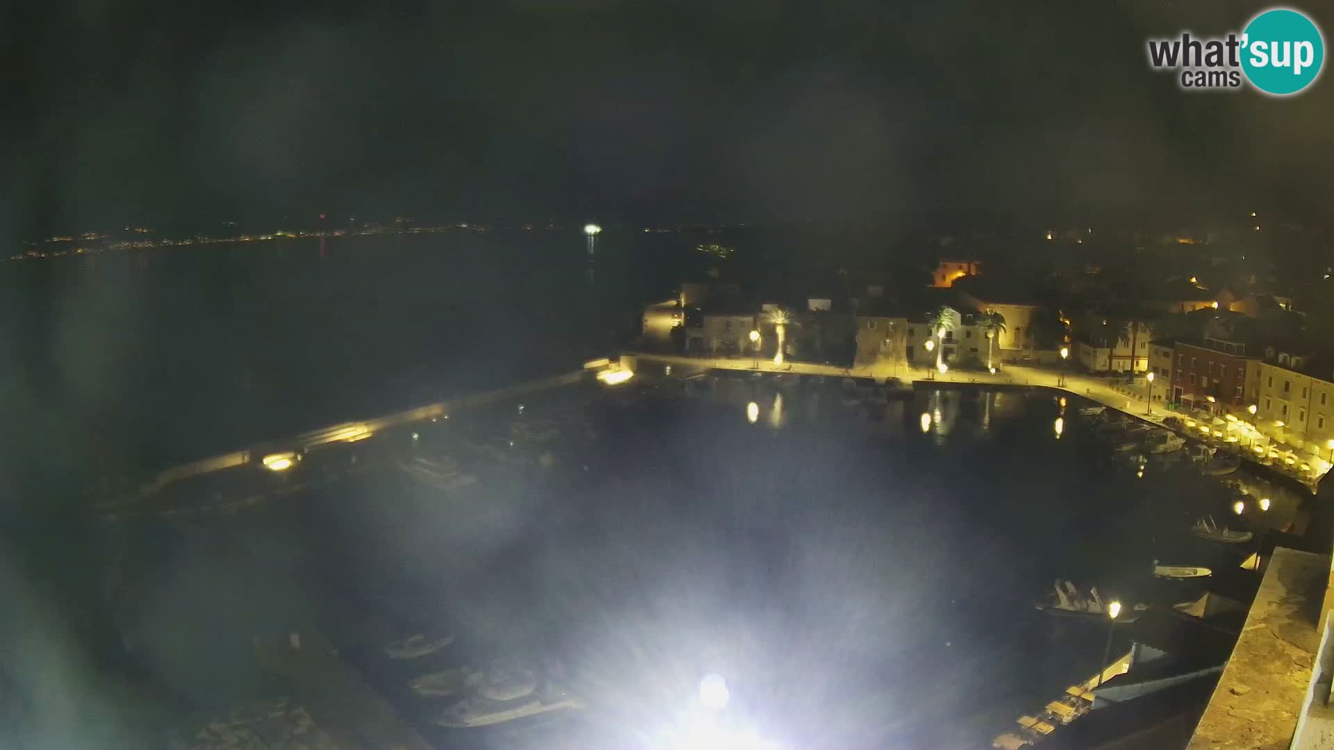 Spletna kamera Sutivan panorama – pogled v živo z otoka Brač