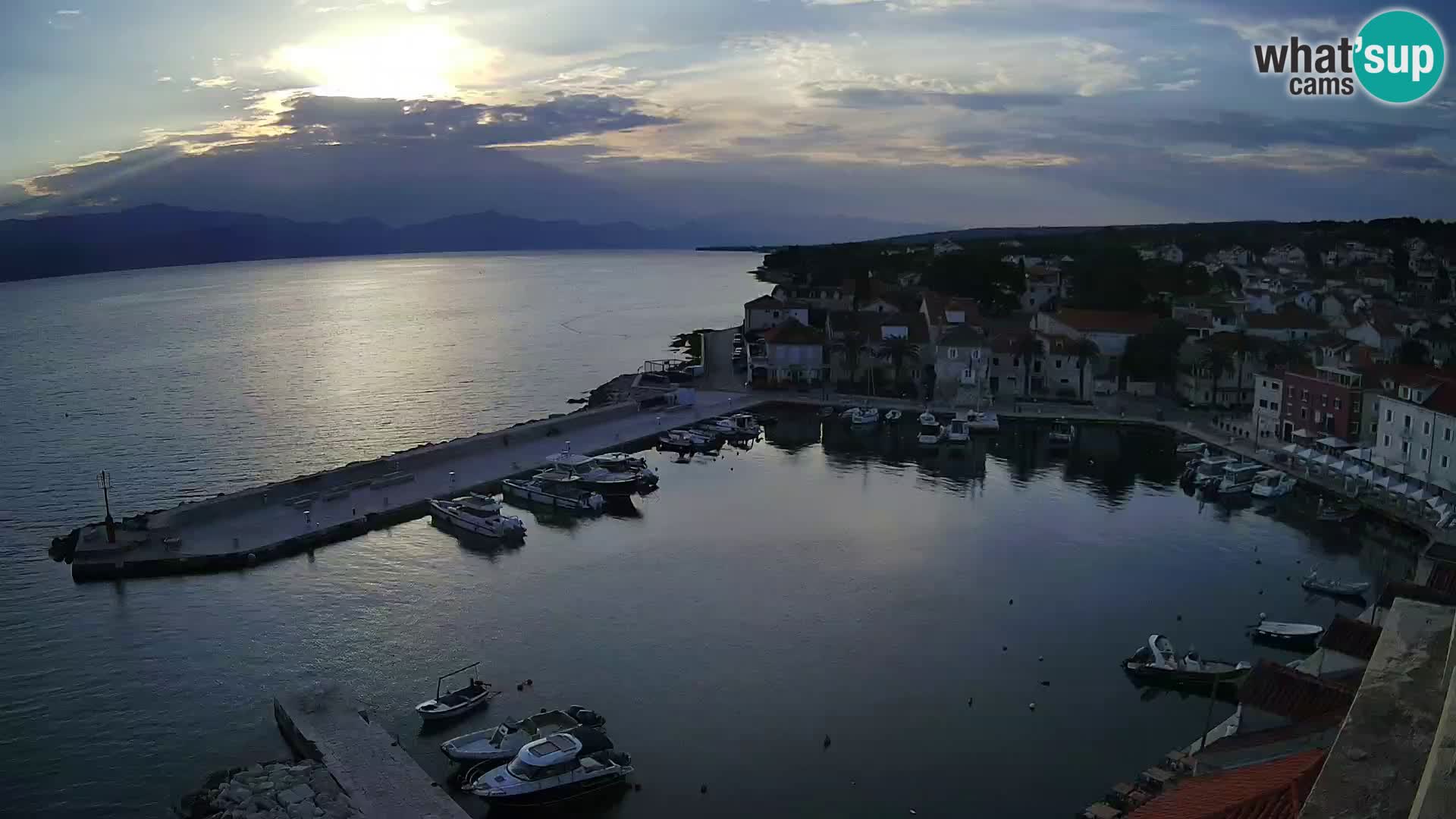 Webcam Sutivan Panorama – Vista en vivo desde la isla de Brač