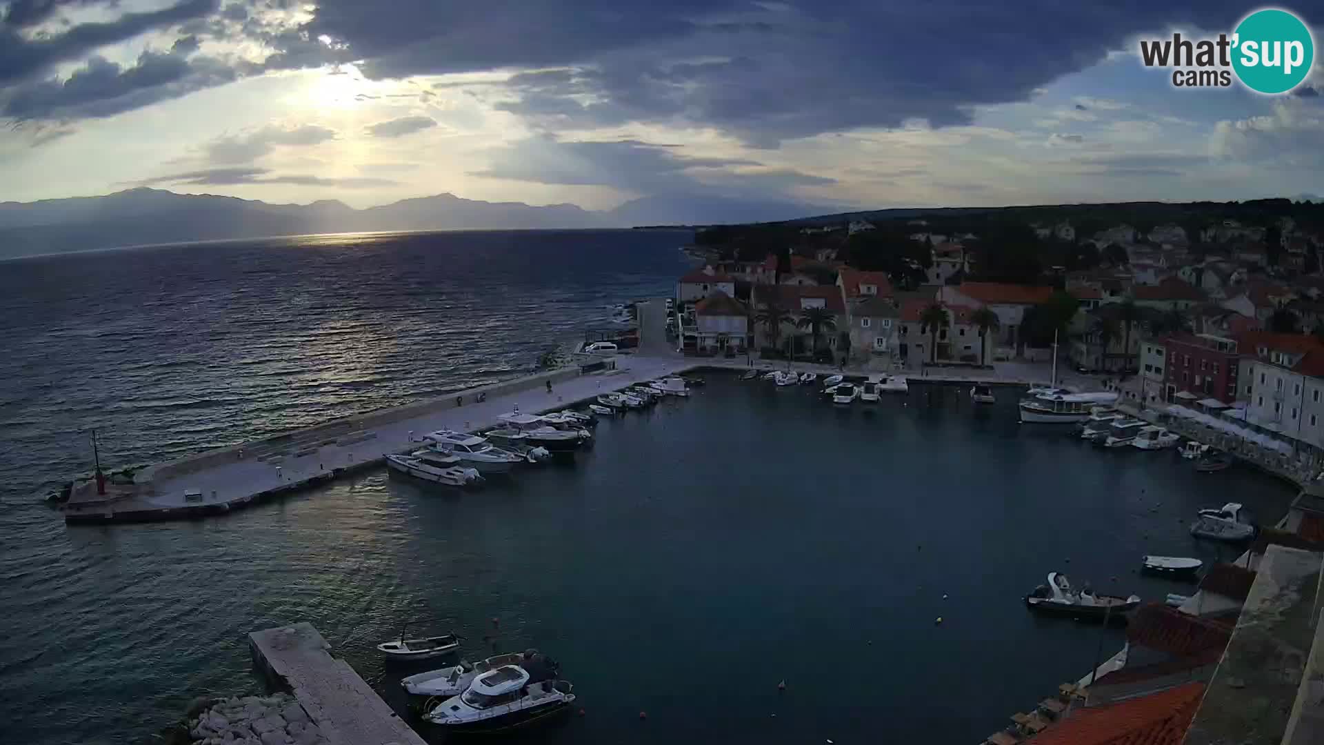 Webcam Sutivan panorama – Vista live dall’isola di Brač