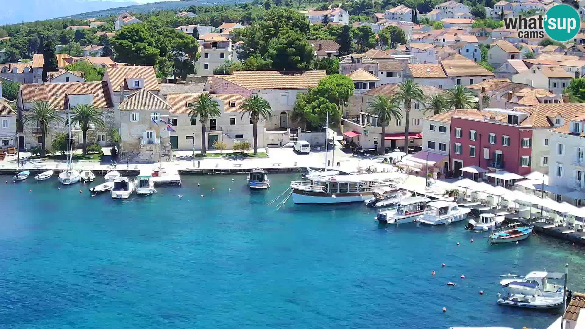 Web kamera Sutivan panorama – Pogled uživo s otoka Brača