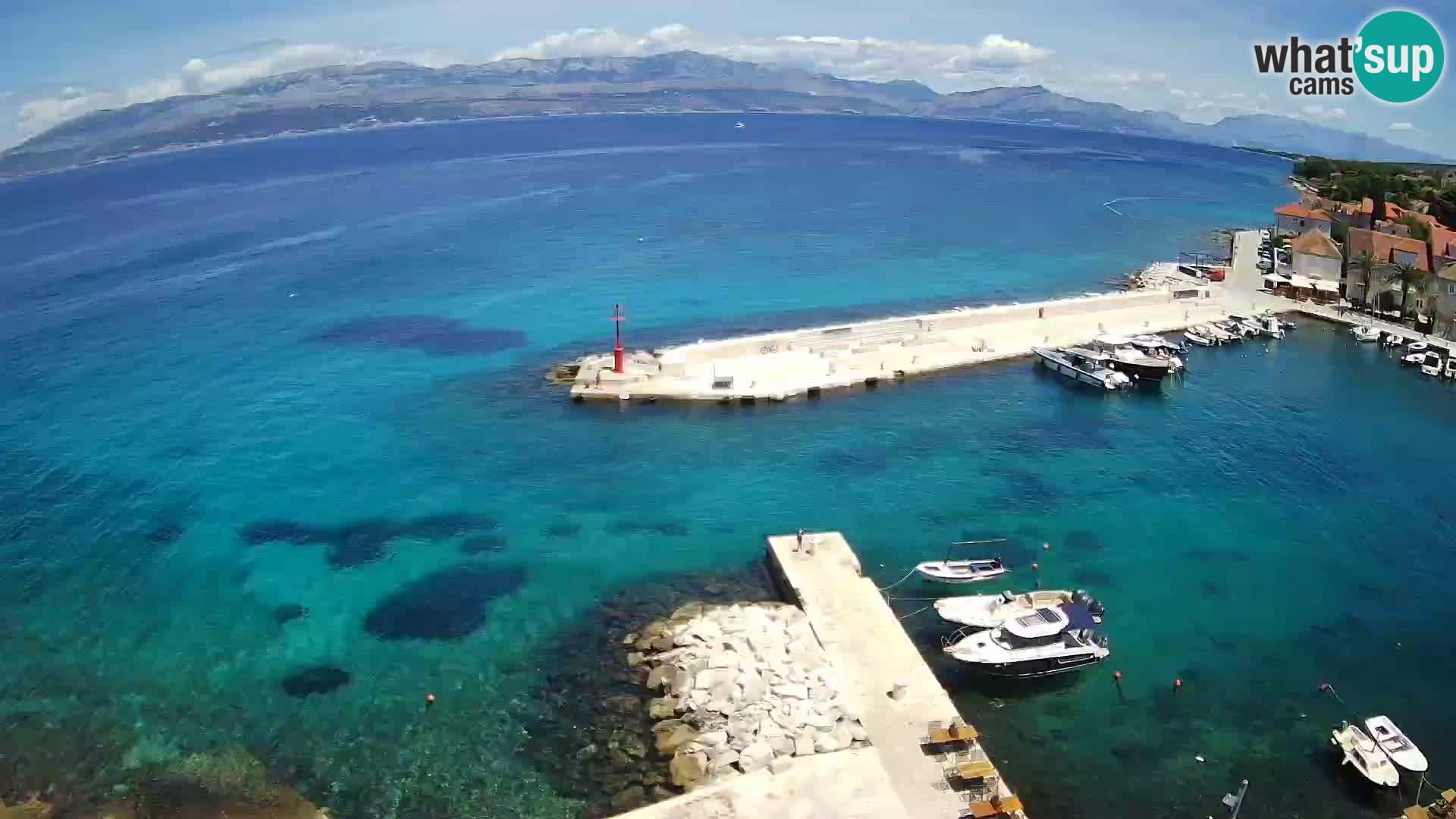 Spletna kamera Sutivan panorama – pogled v živo z otoka Brač